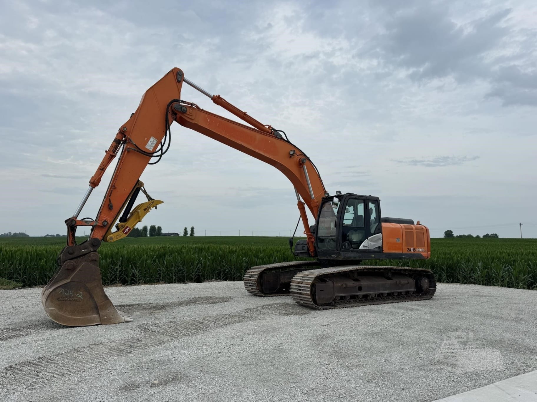 2011 Hitachi ZX300LC-7 Excavators for sale in Chatsworth, IL - listing photo 2 of 8
