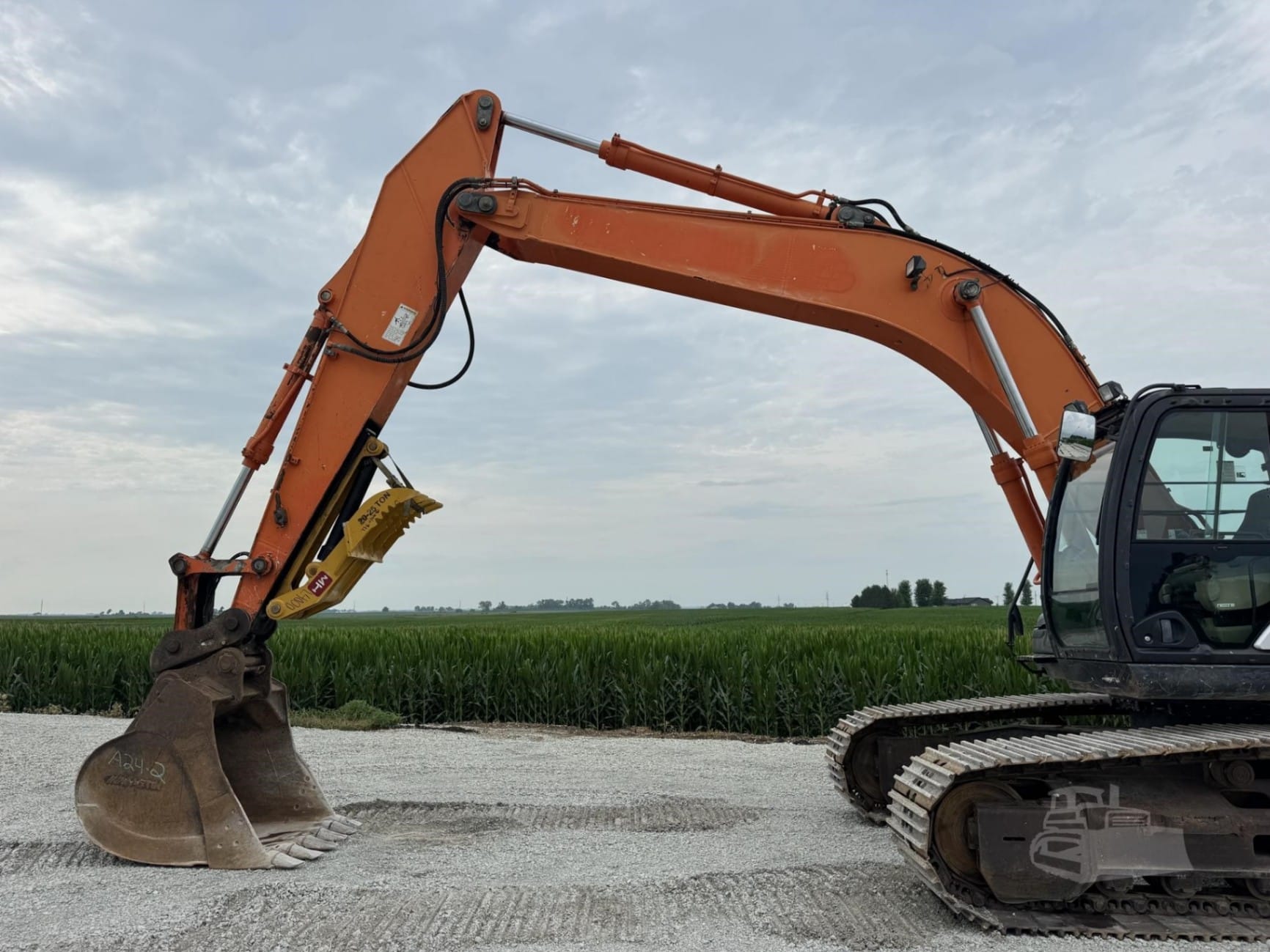 2011 Hitachi ZX300LC-7 Excavators for sale in Chatsworth, IL - listing photo 4 of 8