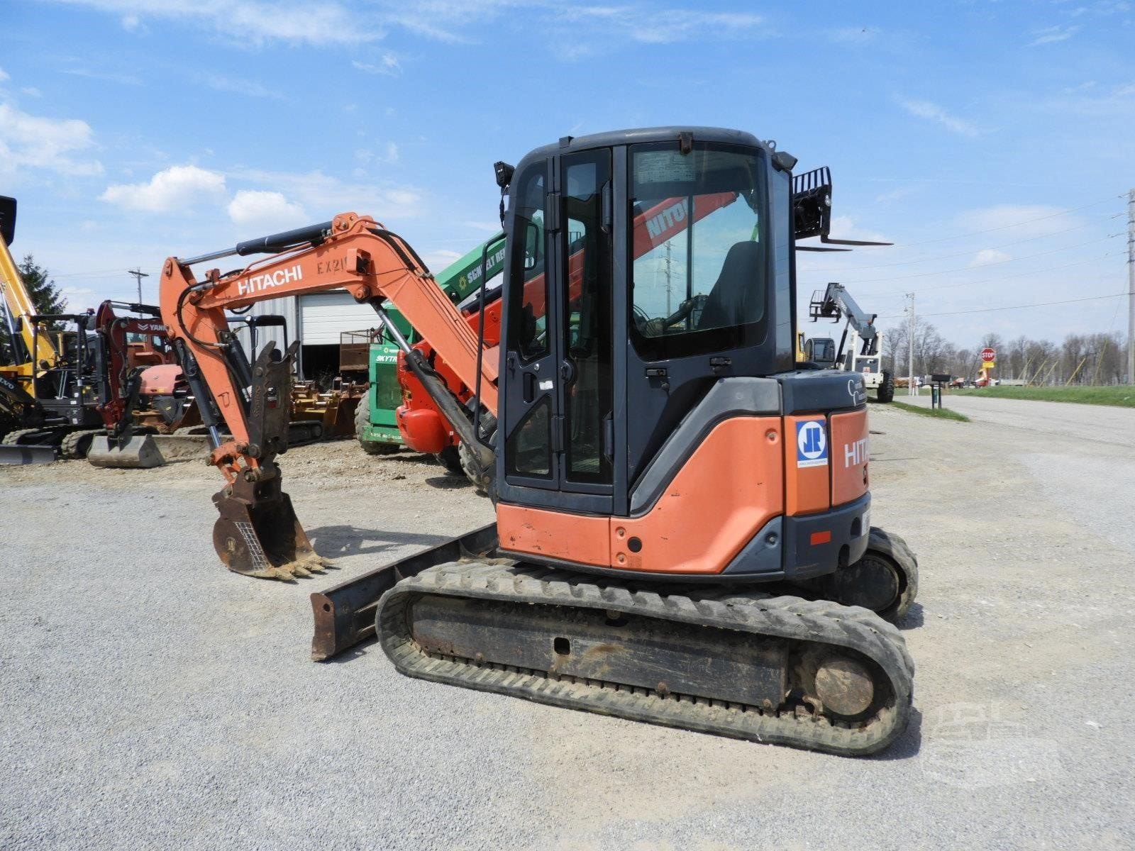 2011 Hitachi ZX50U-3 Excavators for sale in Holmesville, OH - listing photo 5 of 8