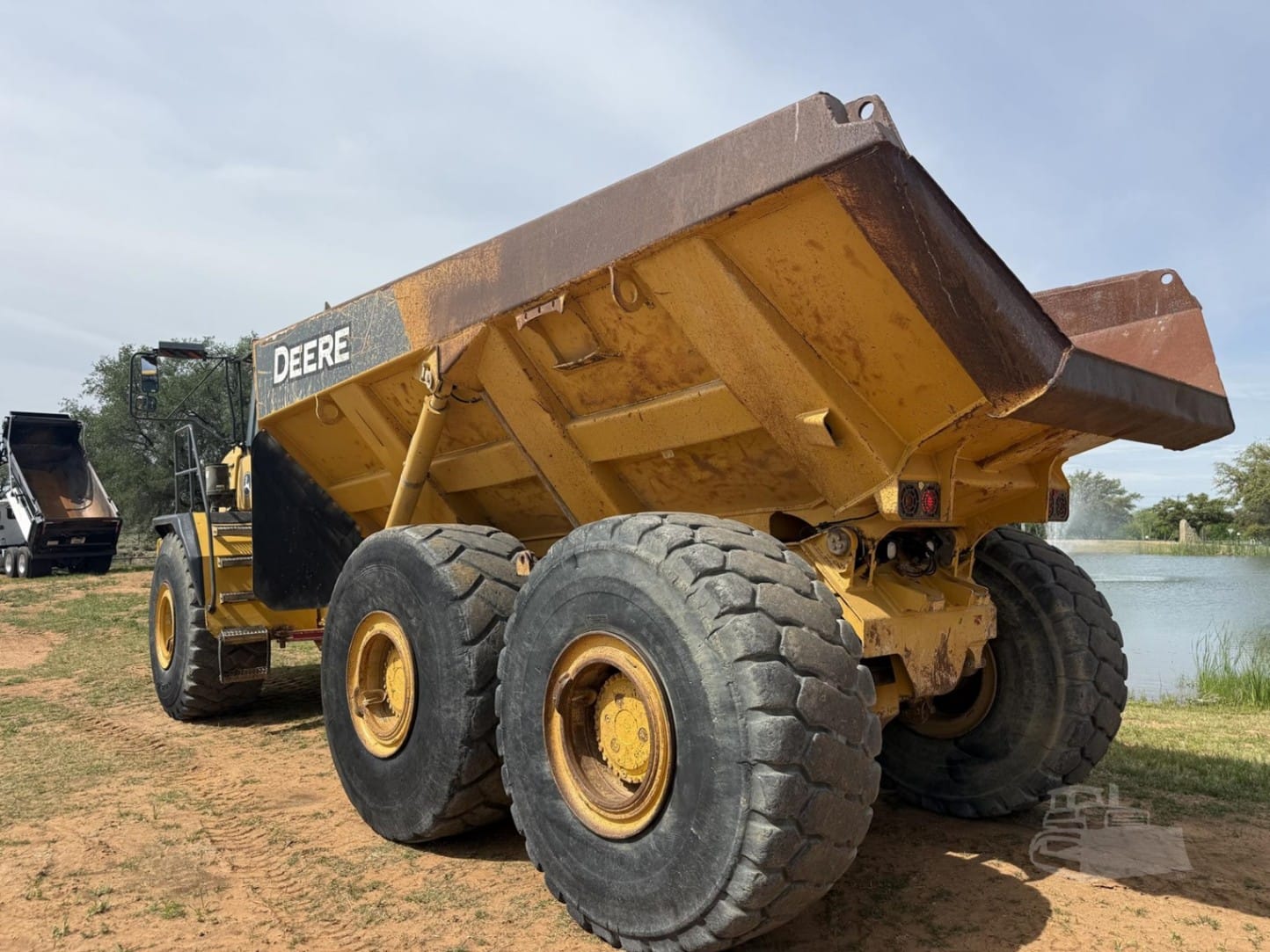 2011 John Deere 400D II Off Highway for sale in Early, TX - listing photo 3 of 8