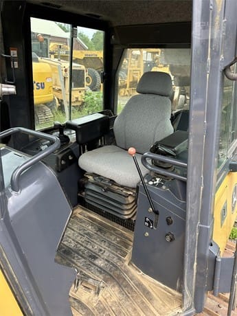 2011 John Deere 650J XLT Dozers for sale in Atlasburg, PA - listing photo 4 of 6