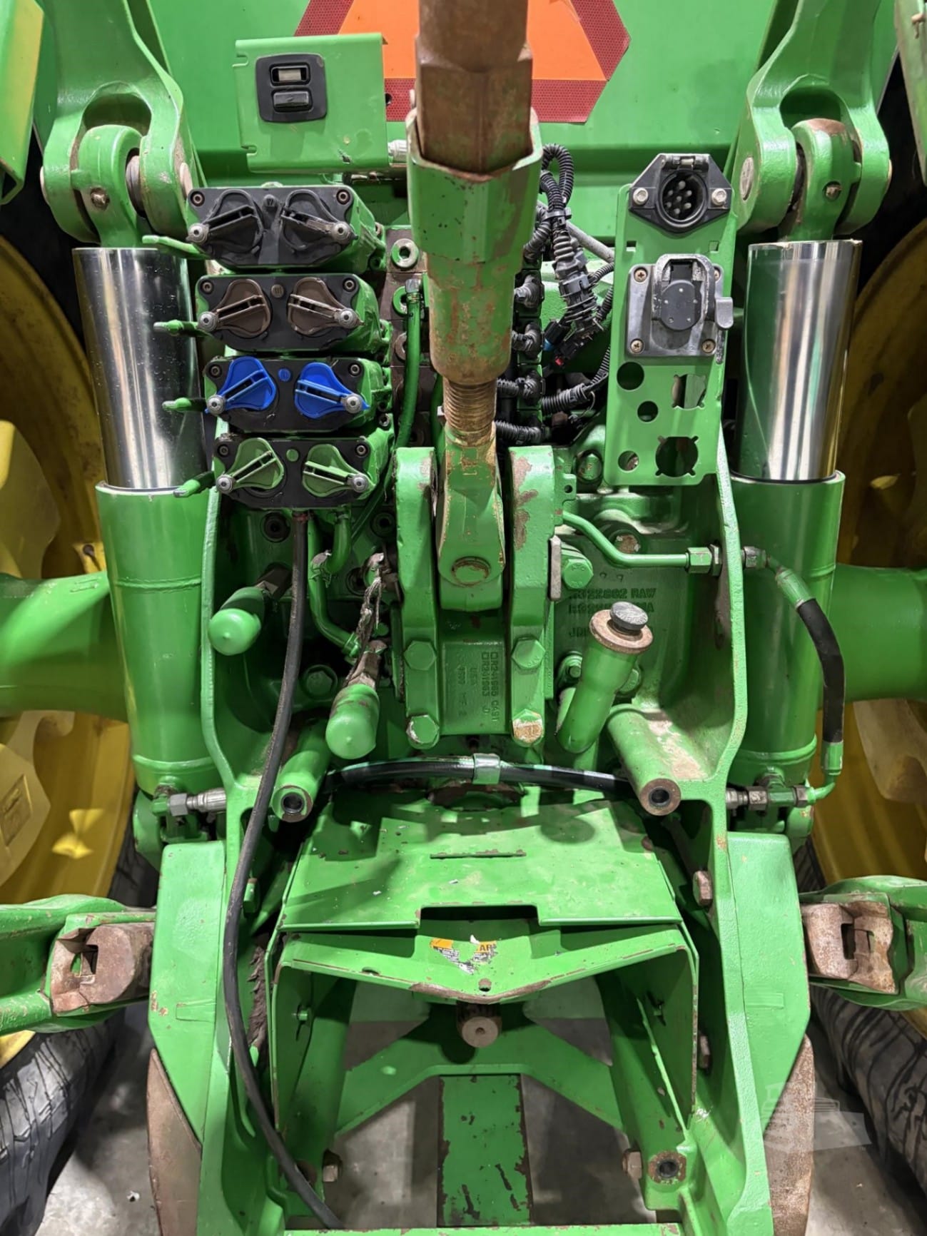 2011 John Deere 8310R Field Tractors Power for sale in Bedford, IA - listing photo 3 of 8