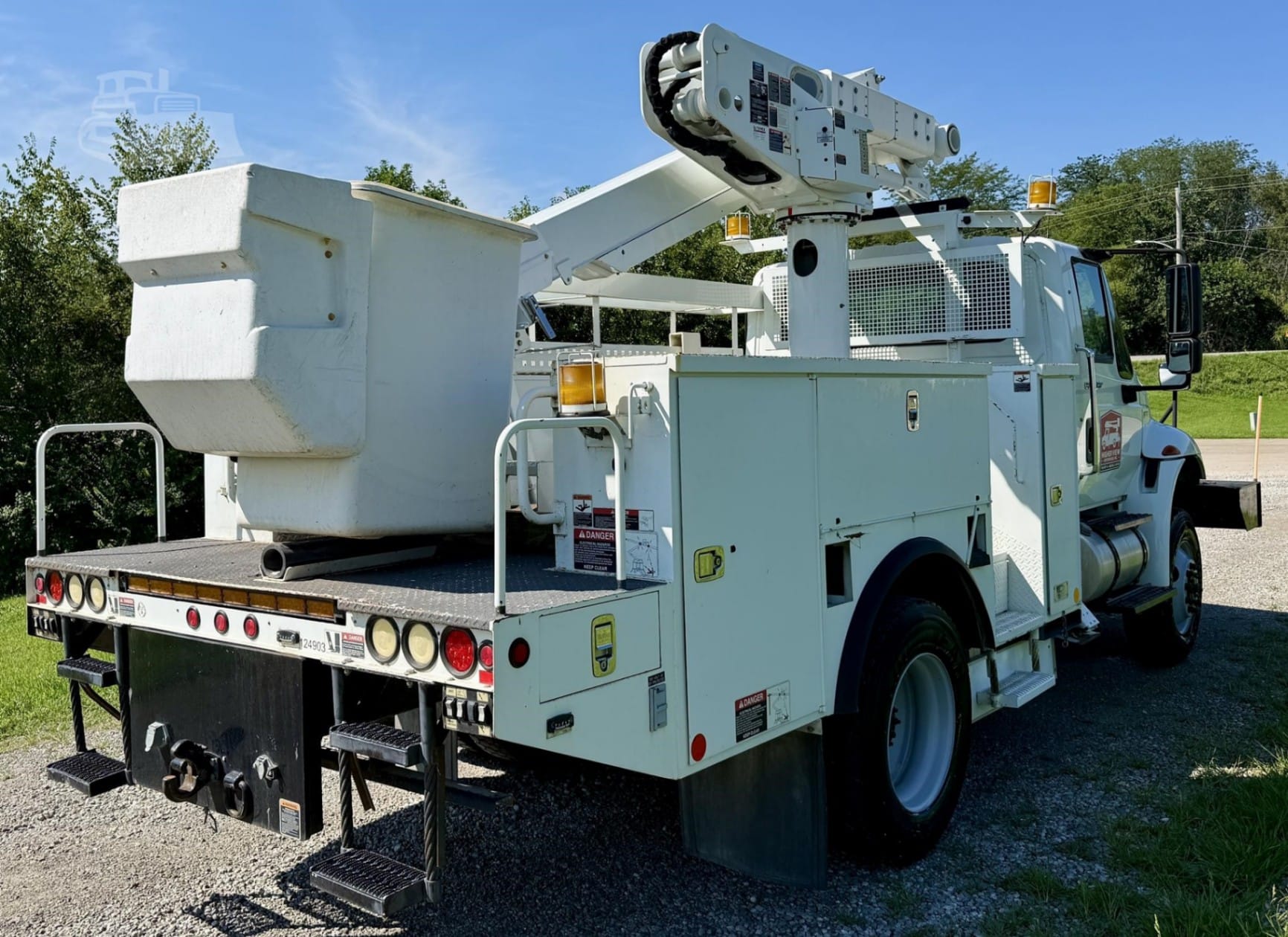 2012 Altec AT40M Service Mechanics Truck Crane for sale in Knoxville, IA - listing photo 8 of 45