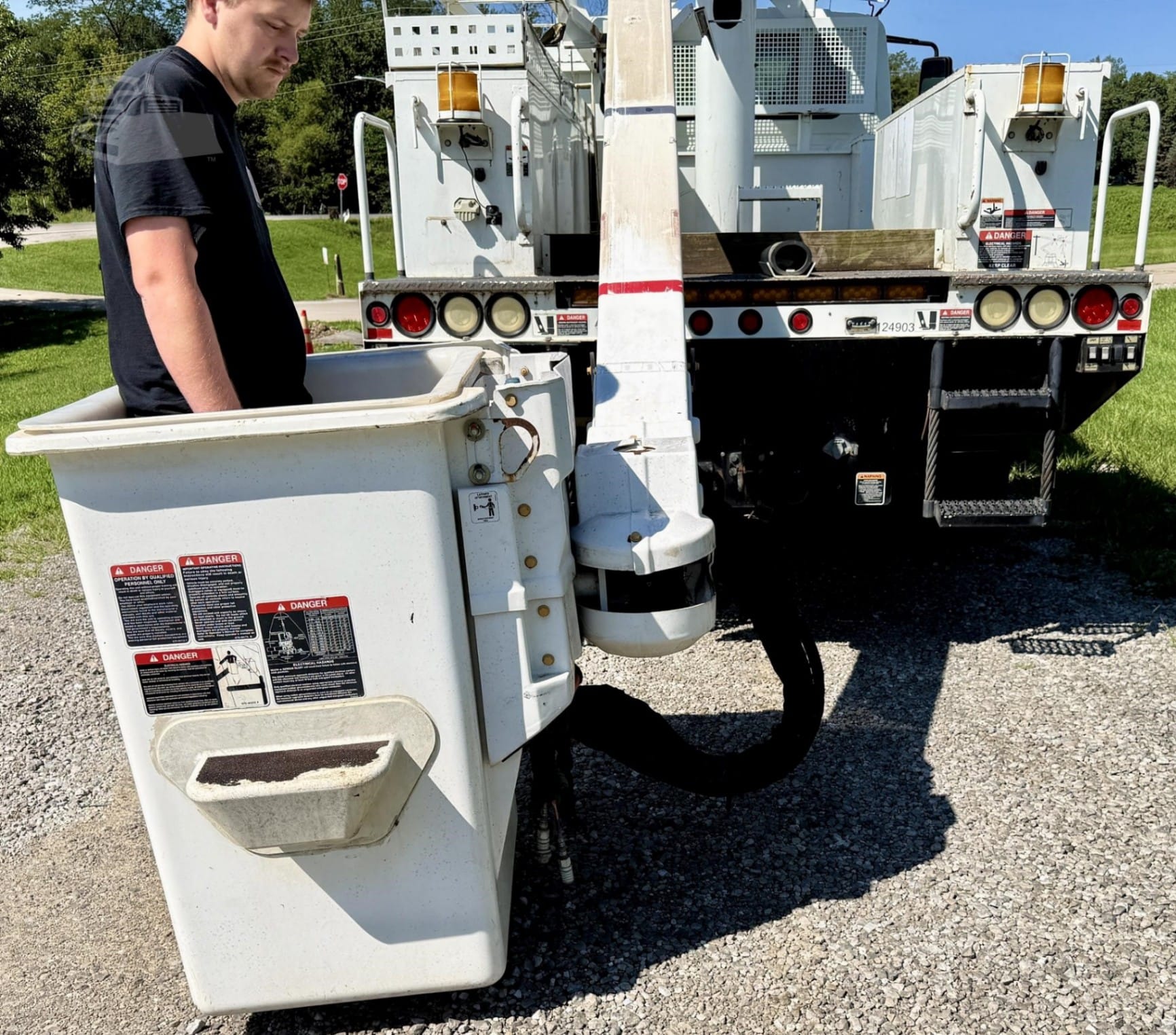 2012 Altec AT40M Service Mechanics Truck Crane for sale in Knoxville, IA - listing photo 29 of 45