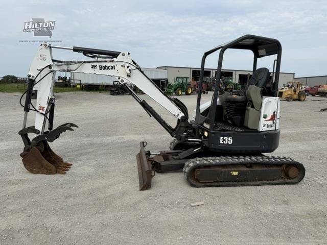 2012 Bobcat E35 Excavators for sale in Gallatin, MO - listing photo 2 of 8