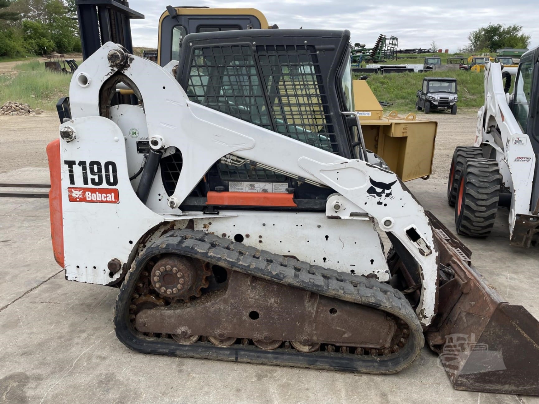 2012 Bobcat T190 Track Loaders for sale in Edgewood, IA - listing photo 2 of 8