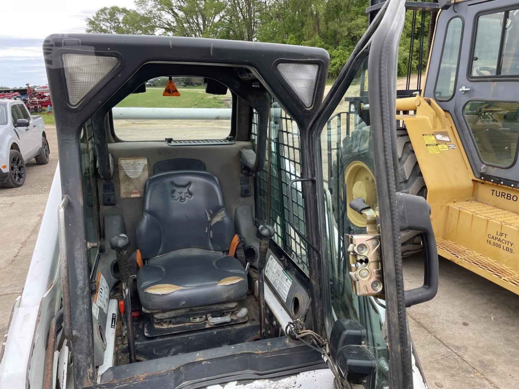 2012 Bobcat T190 Track Loaders for sale in Edgewood, IA - listing photo 8 of 8