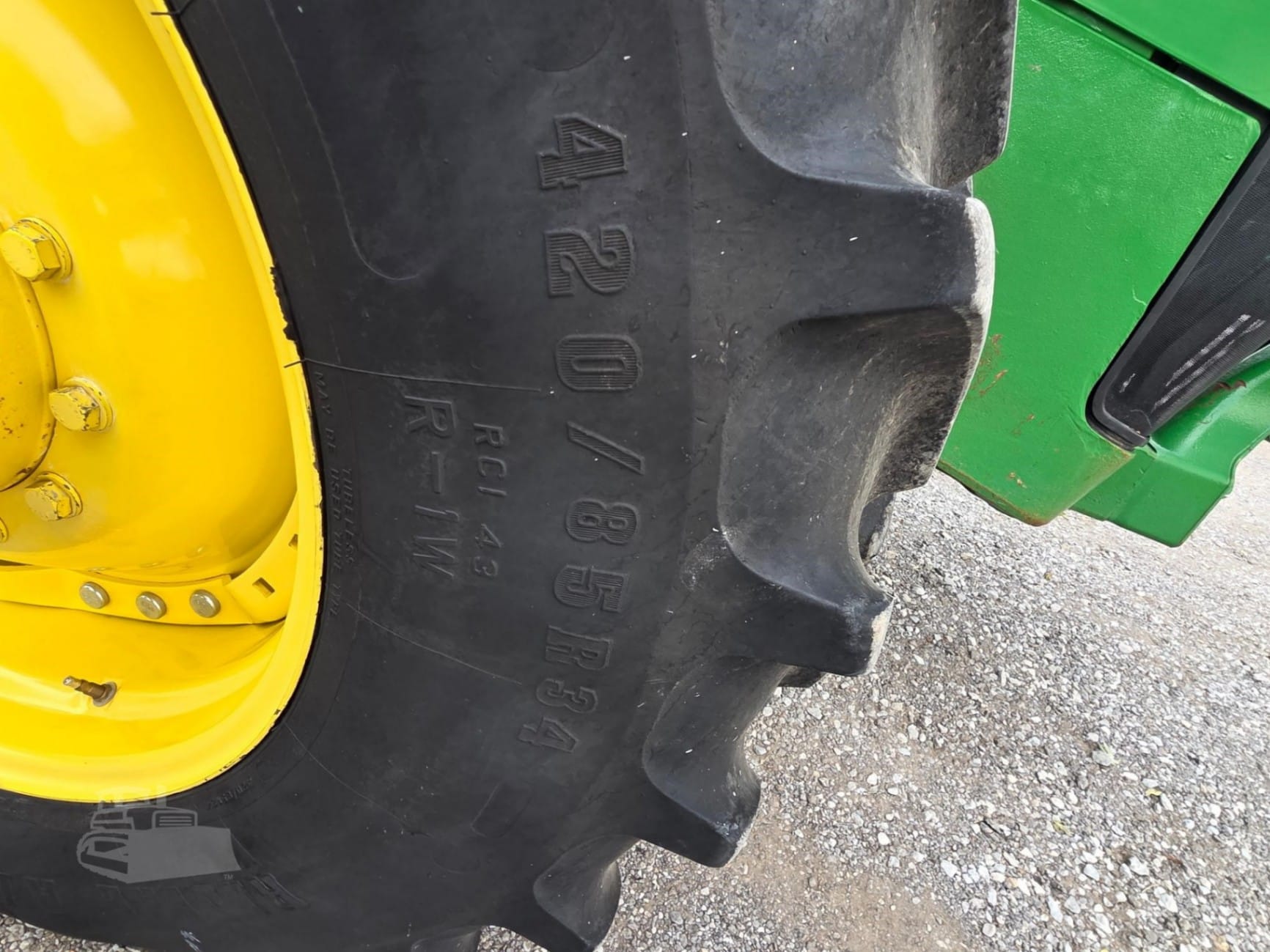 2012 John Deere 8285R Field Tractors Power for sale in Williamsburg, IA - listing photo 6 of 10