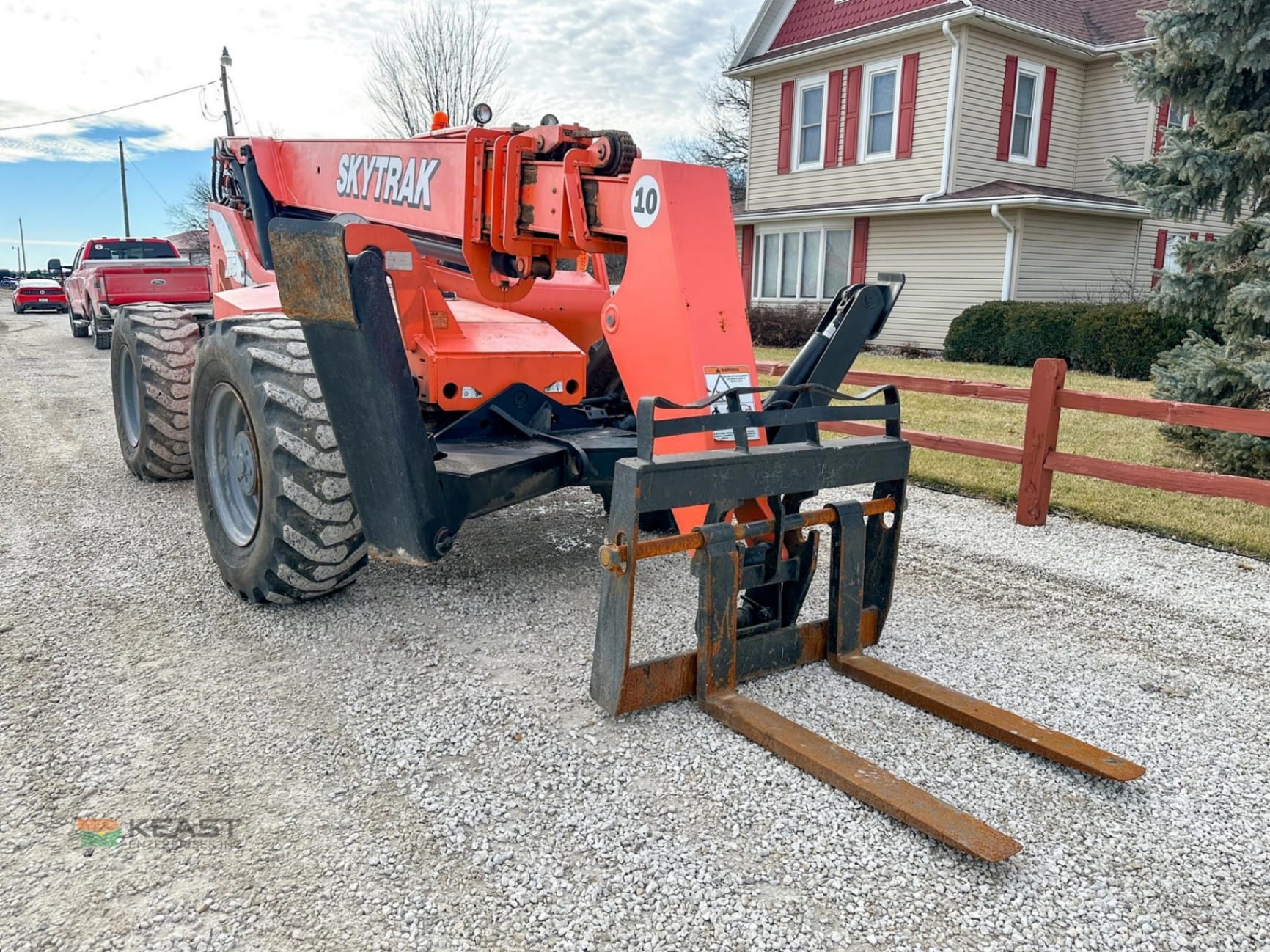 2012 SkyTrak (JLG) skytrak-jlg-10054 Telehandlers Forklifts for sale in Henderson, IA - listing photo 4 of 27