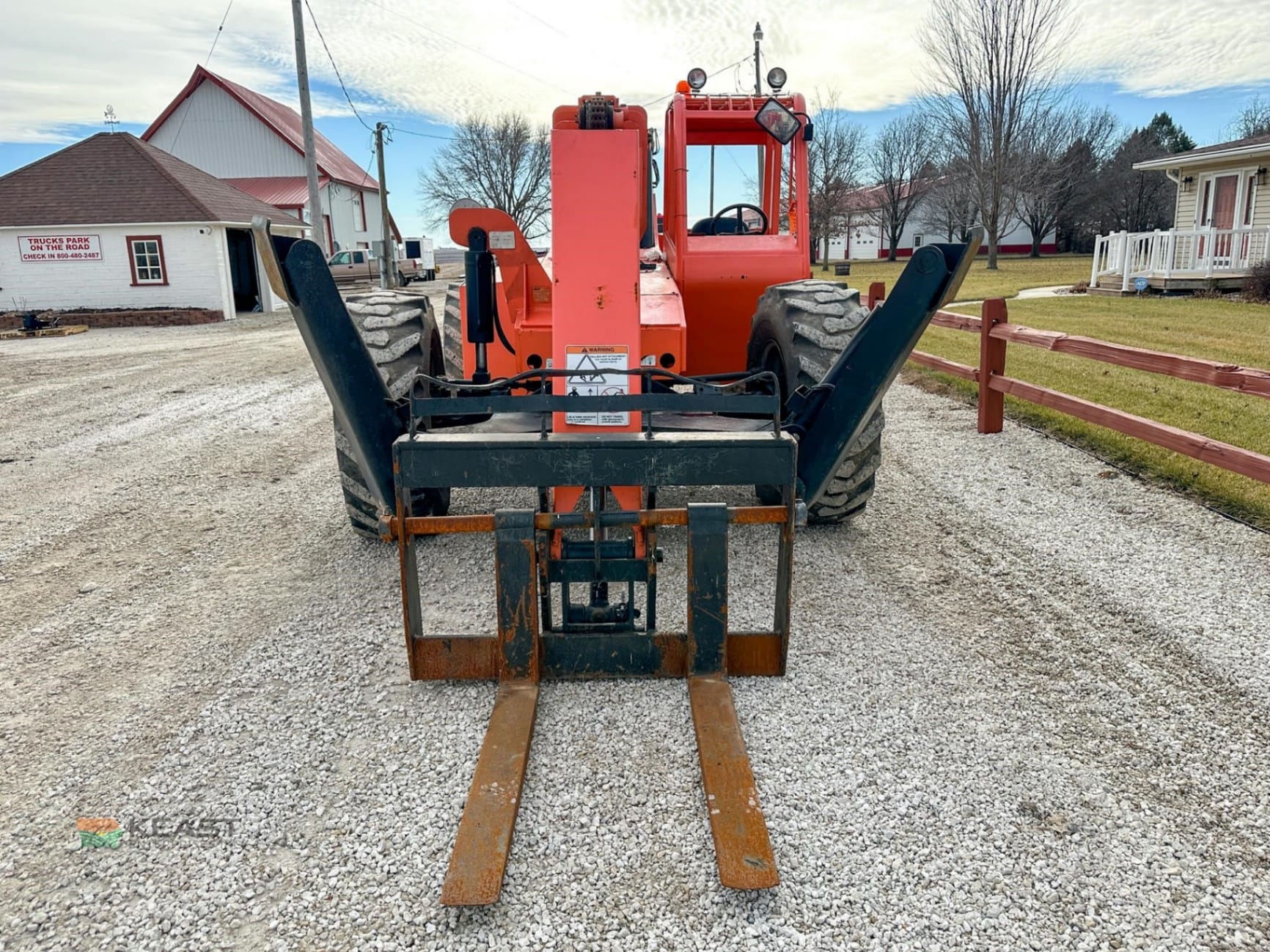 2012 SkyTrak (JLG) skytrak-jlg-10054 Telehandlers Forklifts for sale in Henderson, IA - listing photo 5 of 27