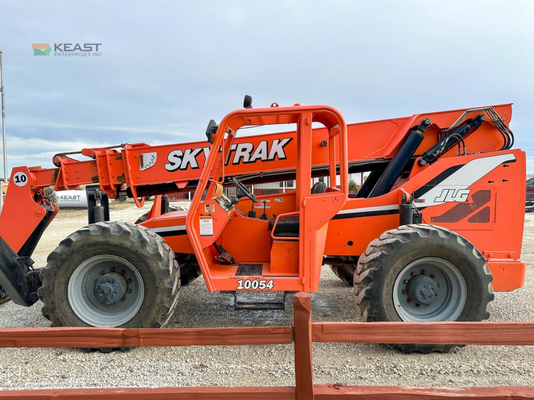 2012 SkyTrak (JLG) skytrak-jlg-10054 Telehandlers Forklifts for sale in Henderson, IA - listing photo 9 of 27