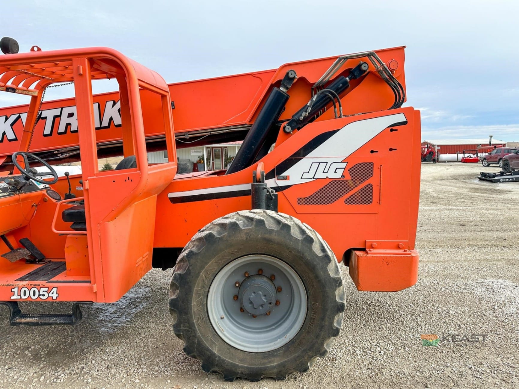 2012 SkyTrak (JLG) skytrak-jlg-10054 Telehandlers Forklifts for sale in Henderson, IA - listing photo 11 of 27