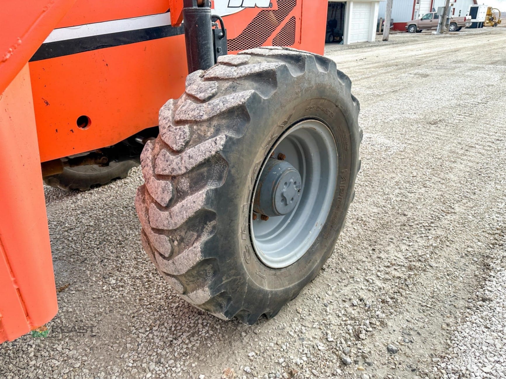 2012 SkyTrak (JLG) skytrak-jlg-10054 Telehandlers Forklifts for sale in Henderson, IA - listing photo 25 of 27