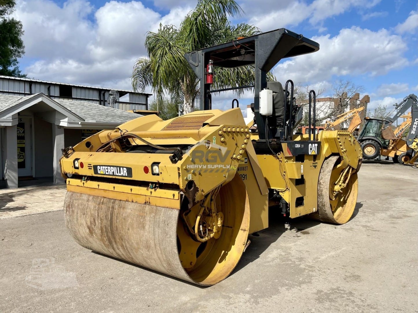 2013 Caterpillar CB54XW Smooth Drum Rollers for sale in Olmito, TX - listing photo 7 of 8
