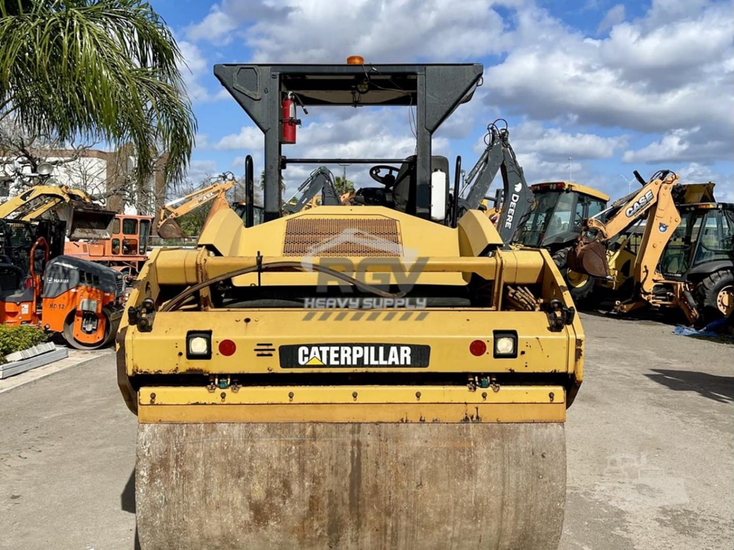 2013 Caterpillar CB54XW Smooth Drum Rollers for sale in Olmito, TX - listing photo 8 of 8