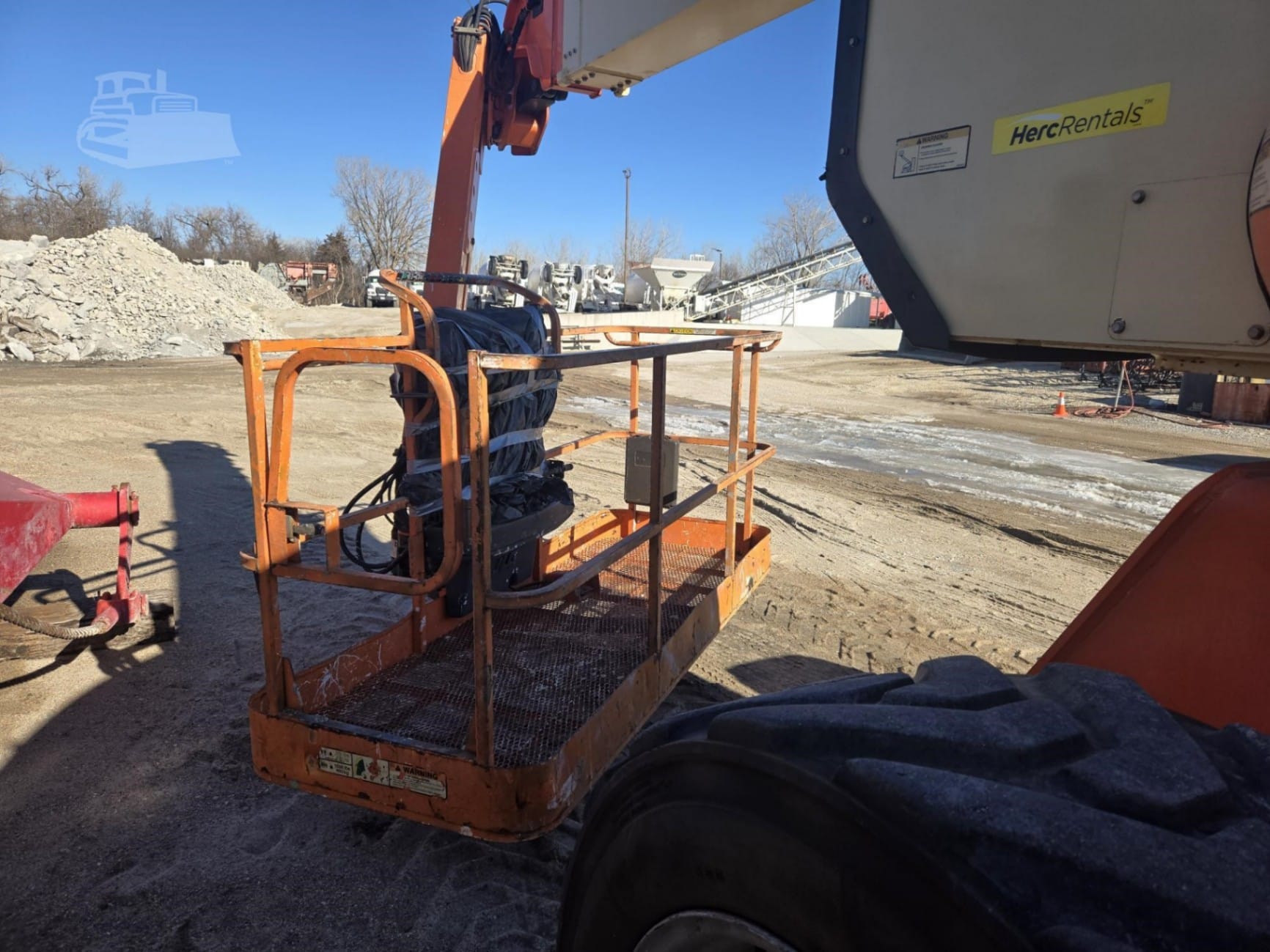 2013 JLG 1250AJP Articulating Boom Lift Knuckle for sale in Waterloo, NE - listing photo 4 of 8
