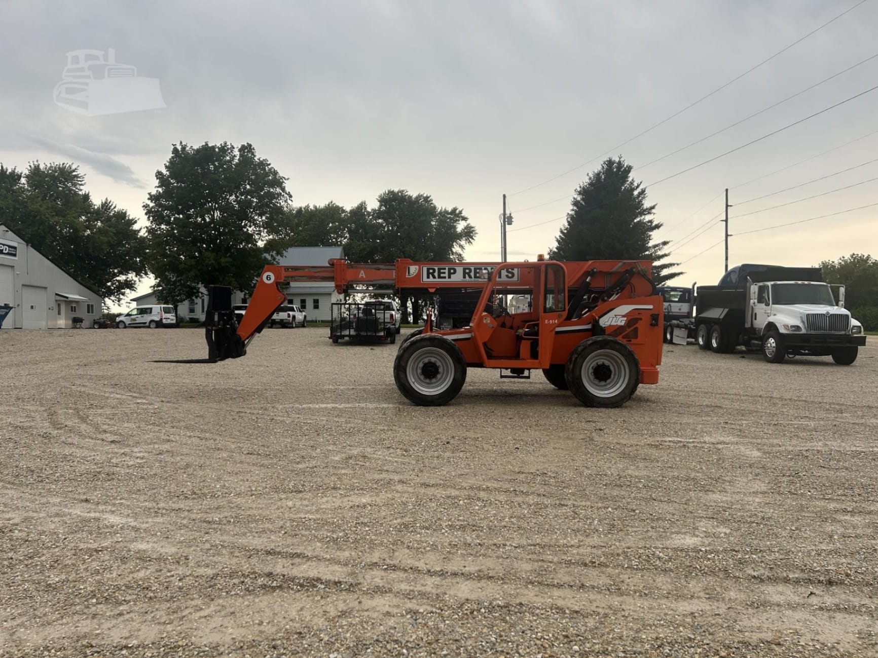 2013 JLG 6042 Telehandlers Forklifts for sale in Manchester, IA - primary listing photo of 95