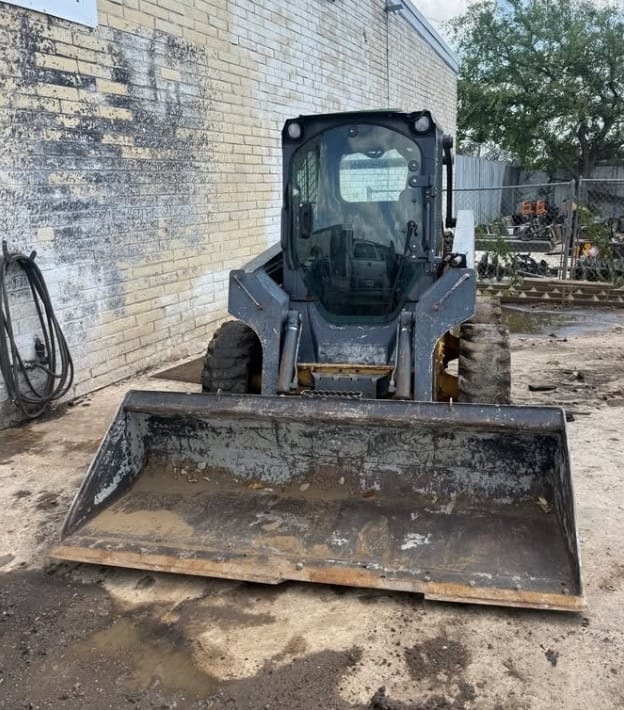 2013 John Deere 320D Skid-Steer Loader for Sale | 2200 Hours | San Antonio, TX - View 4