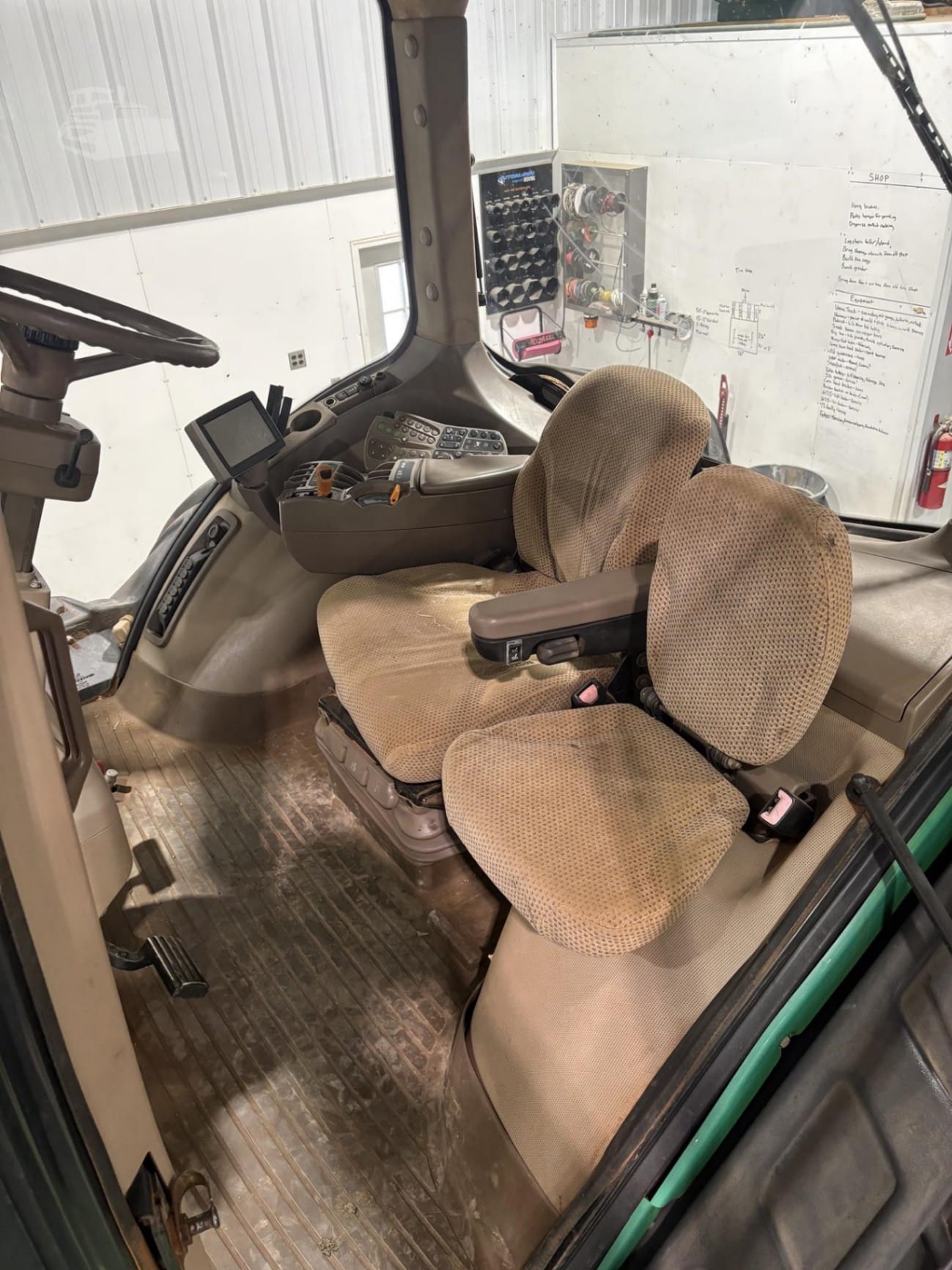 2013 John Deere 9560RT Field Tractors Power for sale in Bedford, IA - listing photo 10 of 12