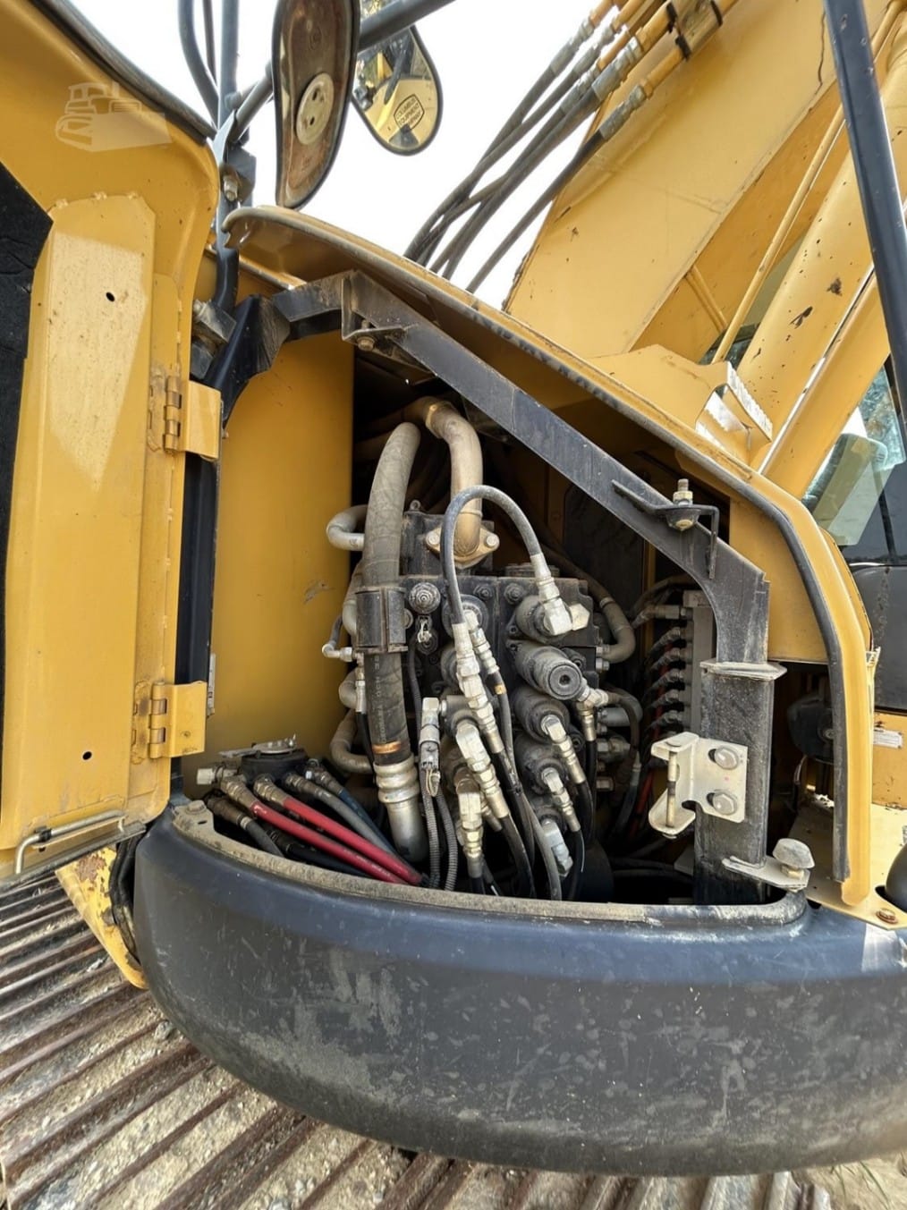 2013 Kobelco Unspecified Excavators for sale in Xenia, OH - listing photo 7 of 8