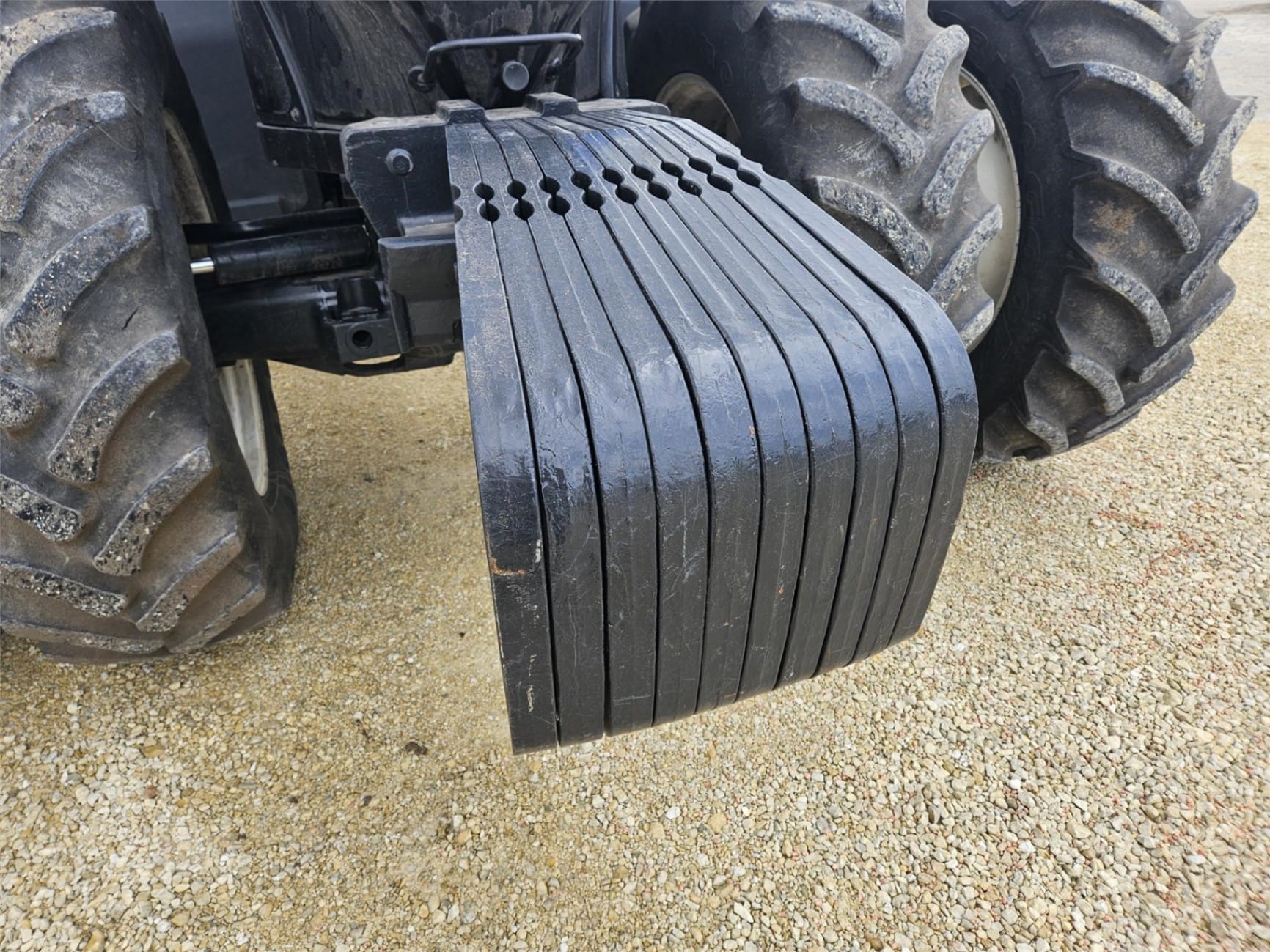 2013 New Holland T8.390 Field Tractors Power for sale in Cedar Falls, IA - listing photo 3 of 9