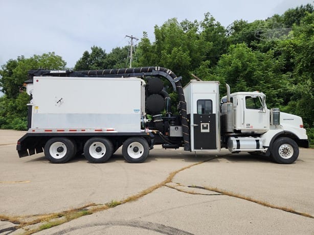 2013 Western Star 4900 Vacuum Truck Hydrovac Combo Jet for sale in Dubuque, IA - listing photo 7 of 19
