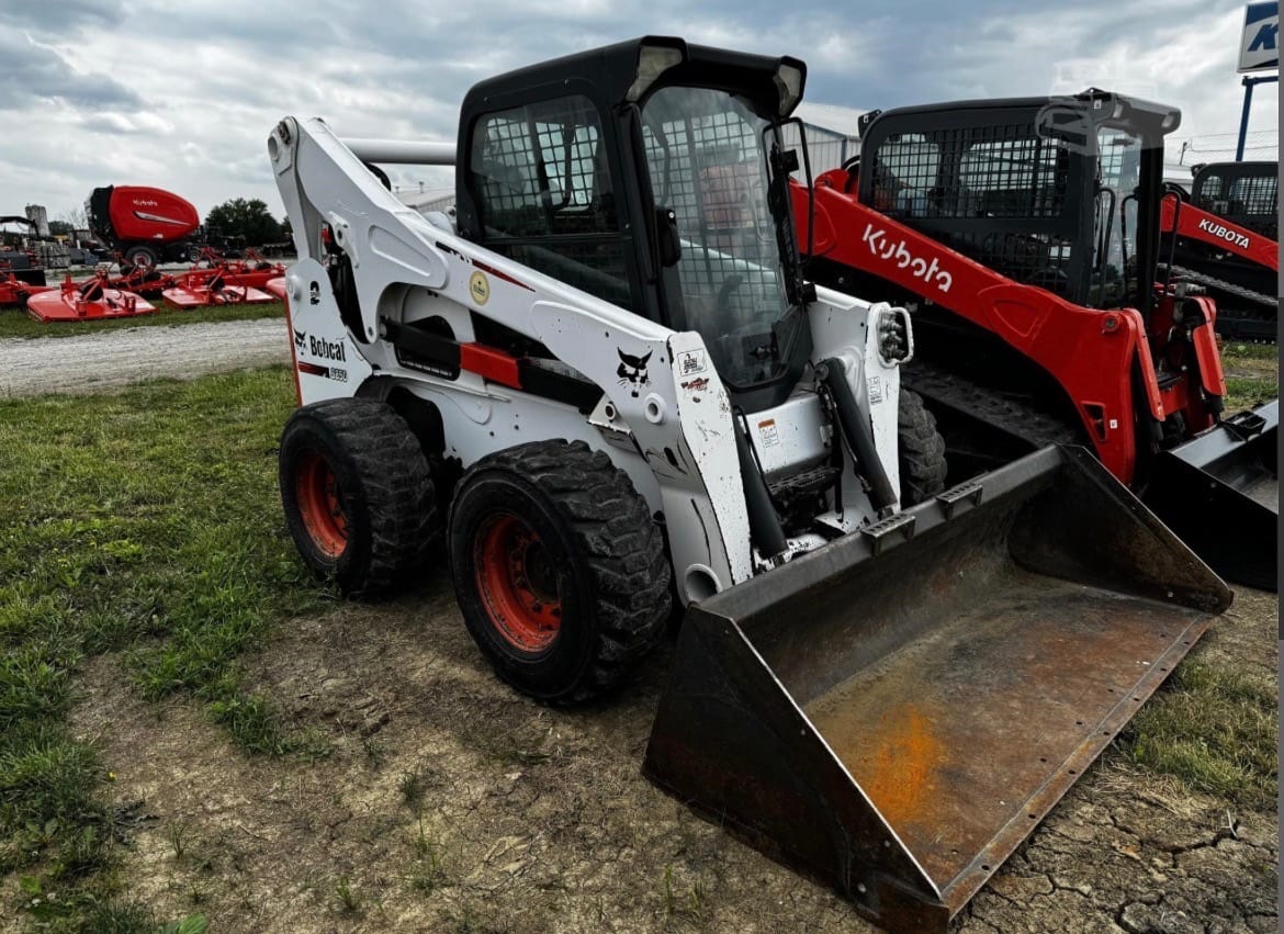 2014 Bobcat S850 Skid Steer Loaders for sale in City, IA - listing photo 2 of 3