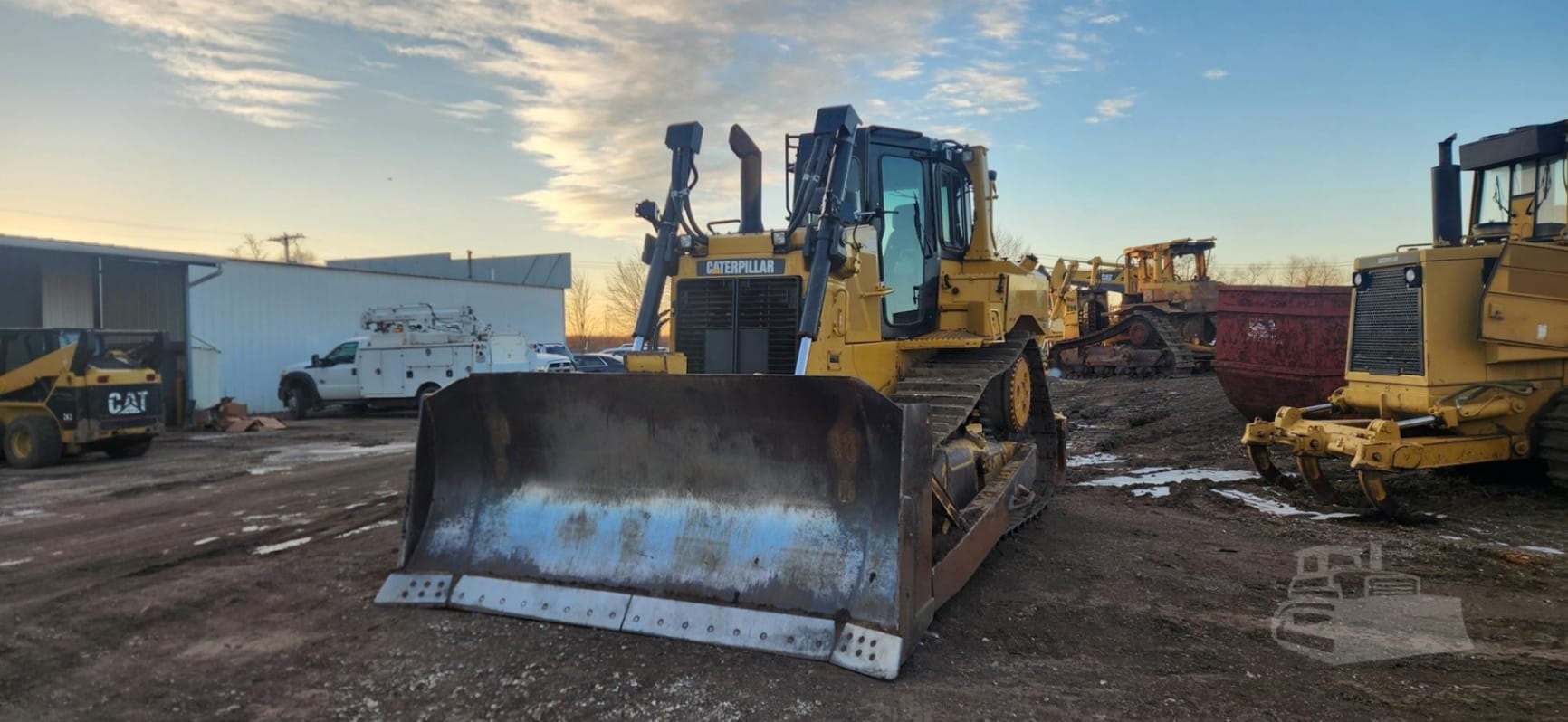 2014 Caterpillar D6T XL Dozers for sale in Saint Charles, MO - listing photo 4 of 8