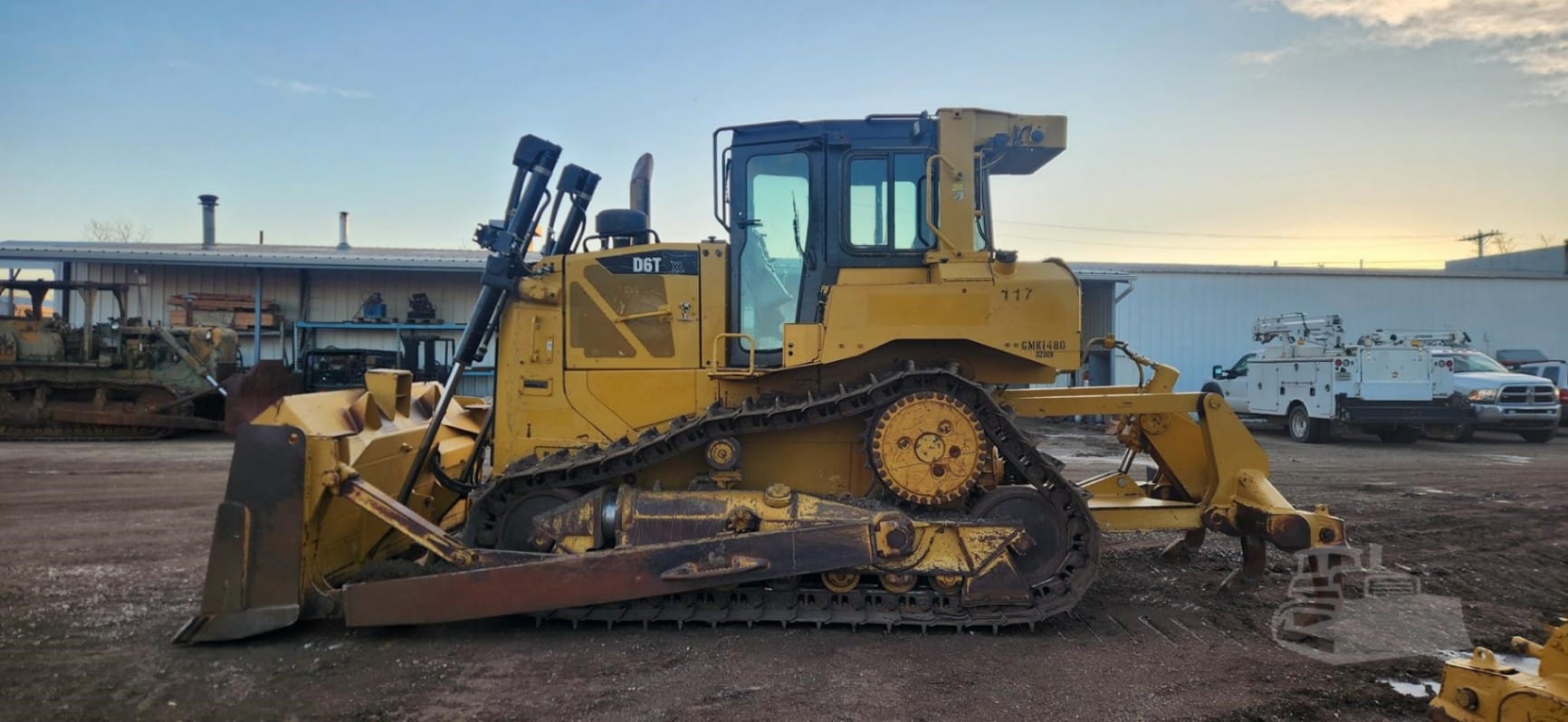 2014 Caterpillar D6T XL Dozers for sale in Saint Charles, MO - listing photo 5 of 8