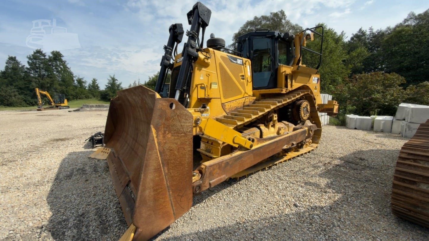 2014 Caterpillar D8T Dozers for sale in Meyersdale, PA - primary listing photo of 8