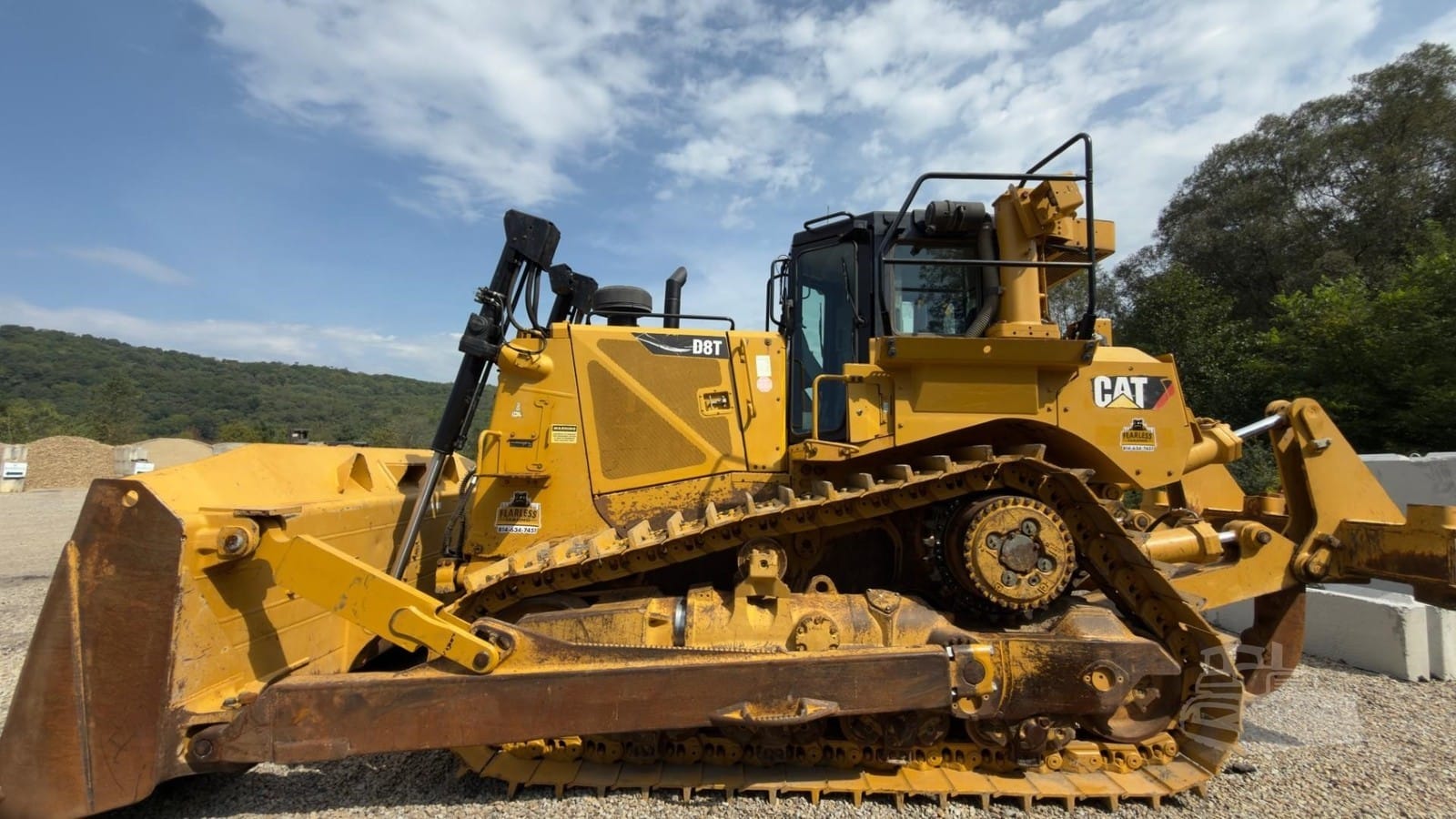 2014 Caterpillar D8T Dozers for sale in Meyersdale, PA - listing photo 3 of 8