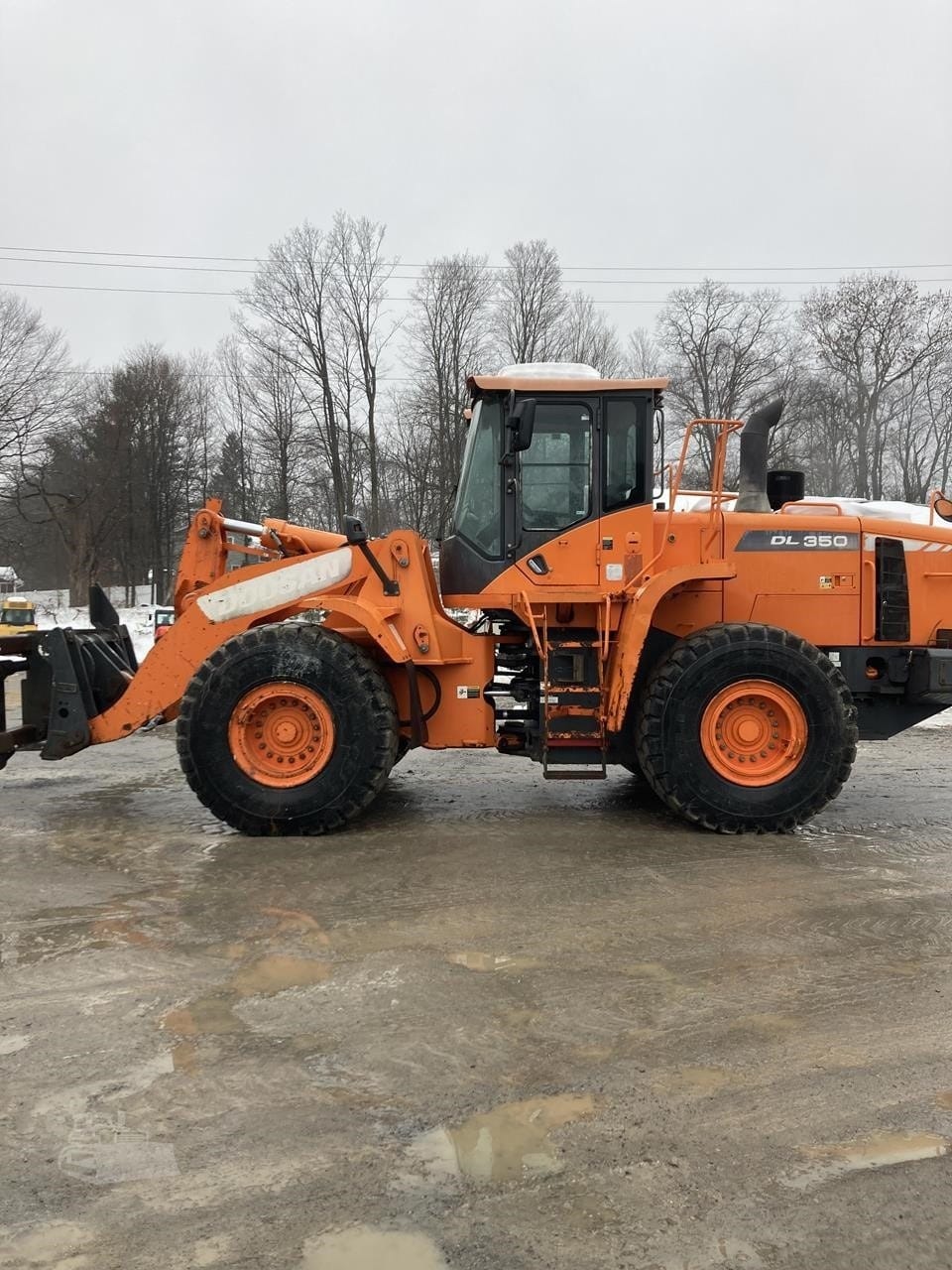 2014 Doosan DL350-3 Wheel Loaders for sale in Greenfield Center, NY - listing photo 3 of 10