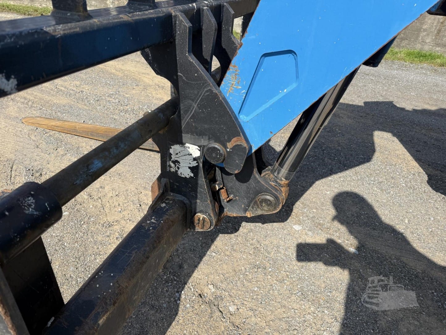 2014 Genie genie-gth-1056 Telehandler Telescopic Forklift for sale in McAlester, OK - listing photo 4 of 8