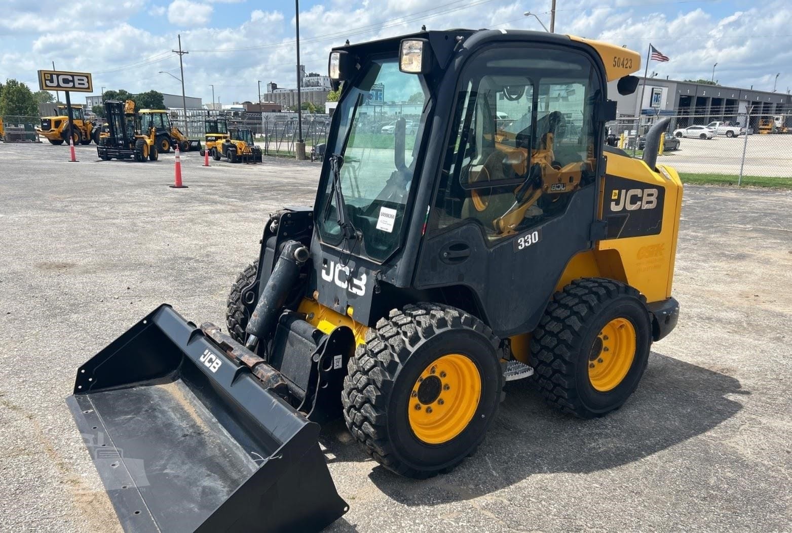 2014 JCB 330 Skid Steer Loaders for sale in Wamego, KS - primary listing photo of 8