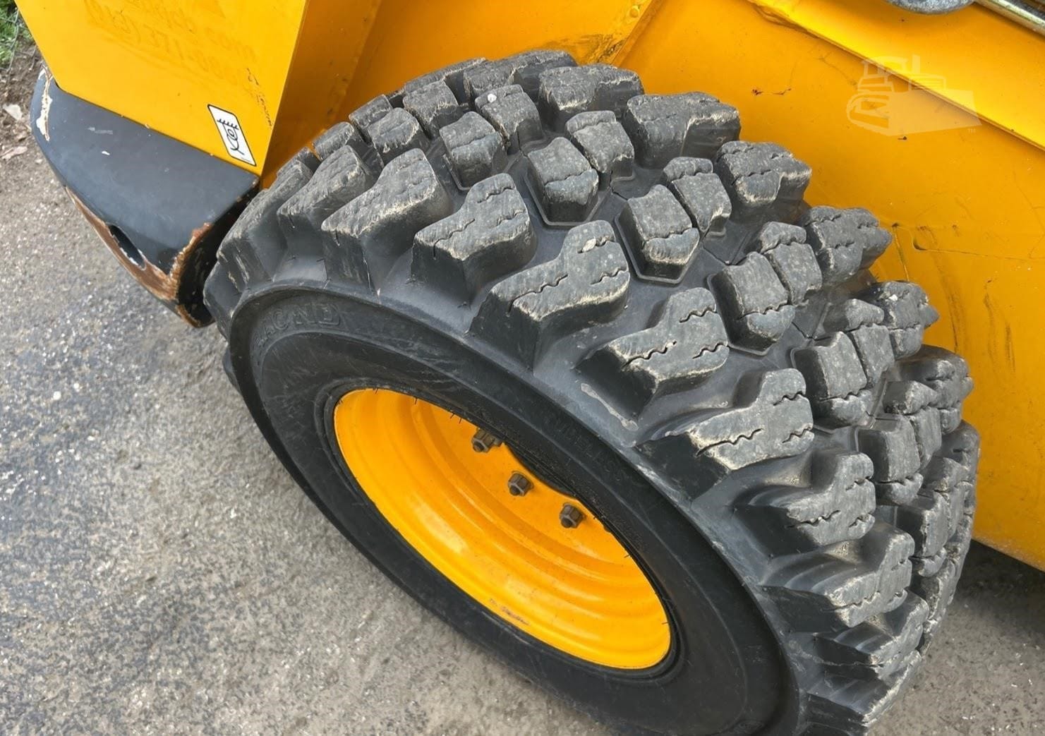 2014 JCB 330 Skid Steer Loaders for sale in Wamego, KS - listing photo 7 of 8