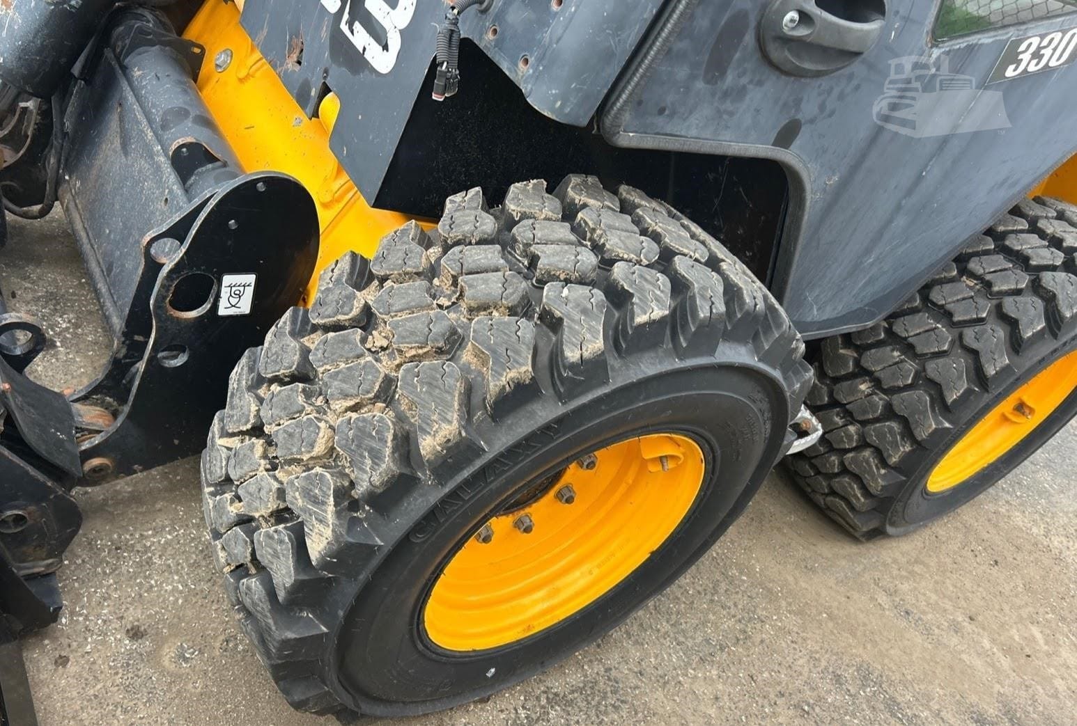 2014 JCB 330 Skid Steer Loaders for sale in Wamego, KS - listing photo 8 of 8