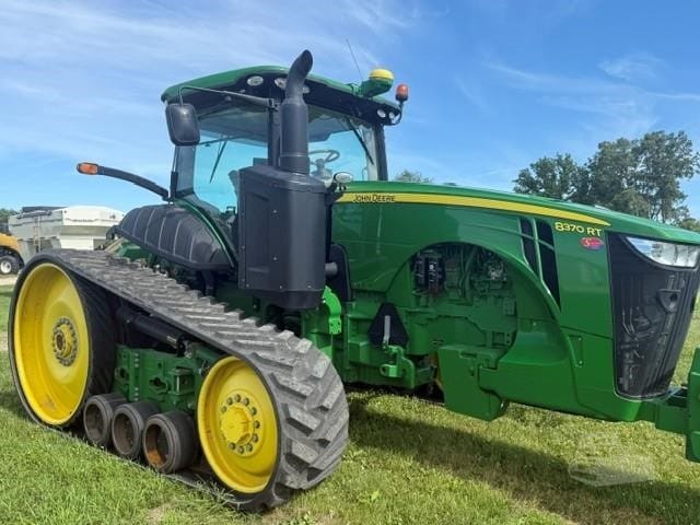 2014 John Deere 8370RT Field Tractors Power for sale in Charles City, IA - listing photo 3 of 9