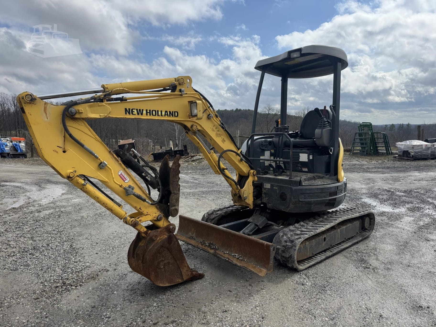 2014 New Holland E27B Excavators for sale in Lewisville, OH - primary listing photo of 6