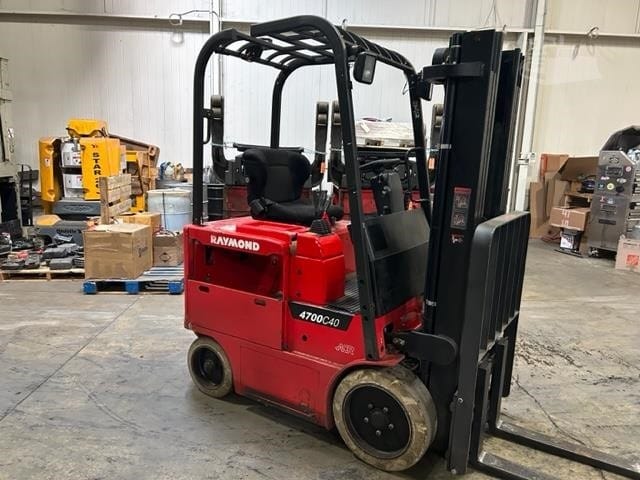 2014 Raymond 4700C40TT Telehandlers Forklifts for sale in Batavia, IL - primary listing photo of 8