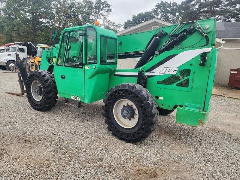 2014 SkyTrak (JLG) skytrak-jlg-10054 Telehandler Telescopic Forklift for sale in Painesville, OH - listing photo 2 of 8