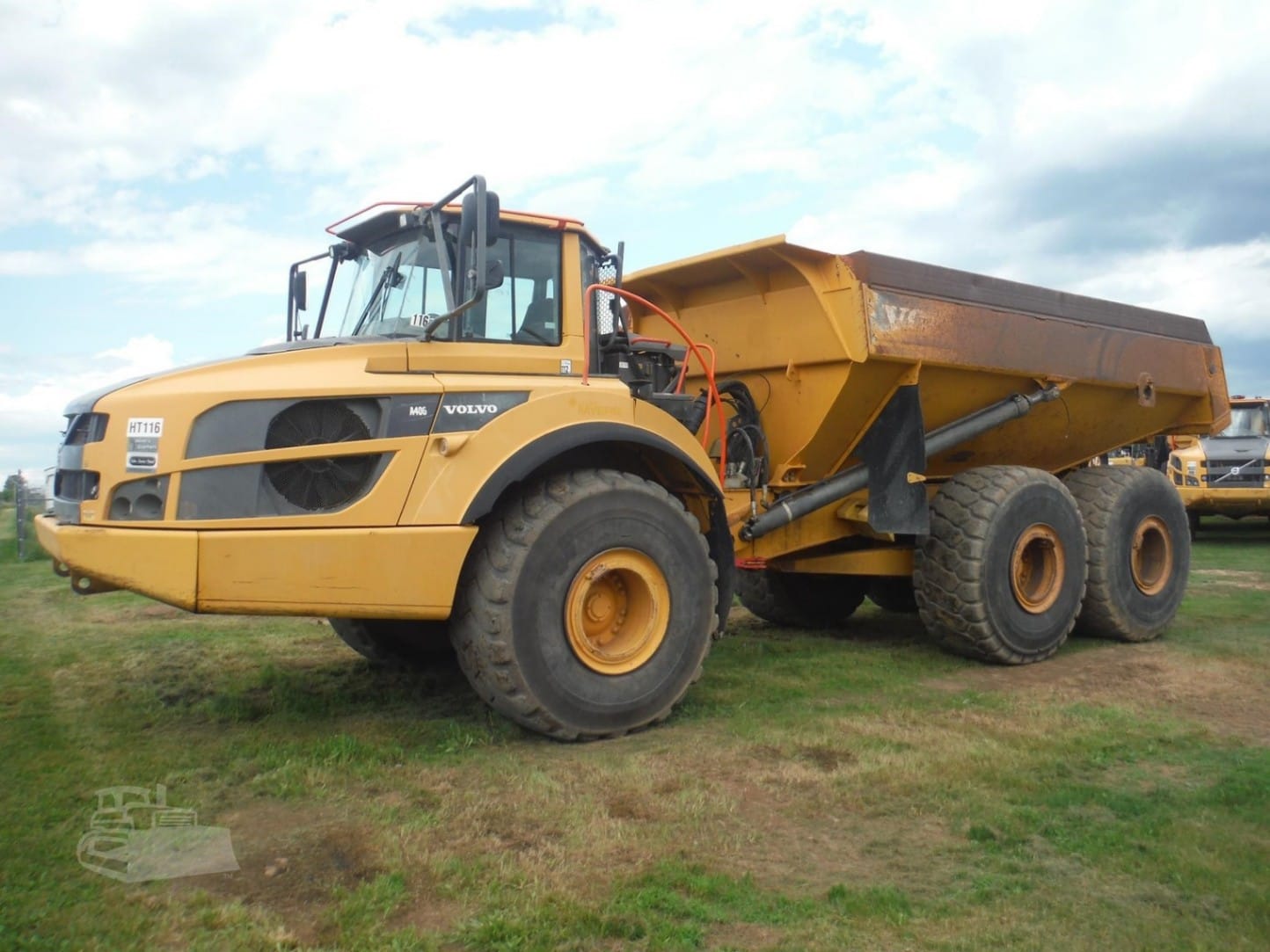 2014 Volvo A40G Dumpers Haulers for sale in Milton, PA - primary listing photo of 8