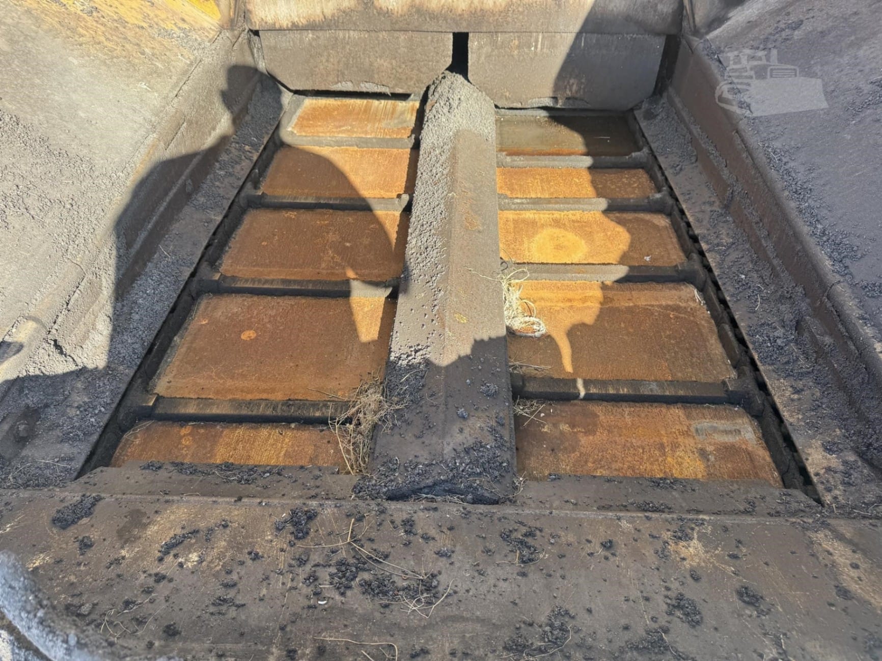 2014 Volvo P7170 Asphalt Pavers for sale in West Terre Haute, IN - listing photo 4 of 8
