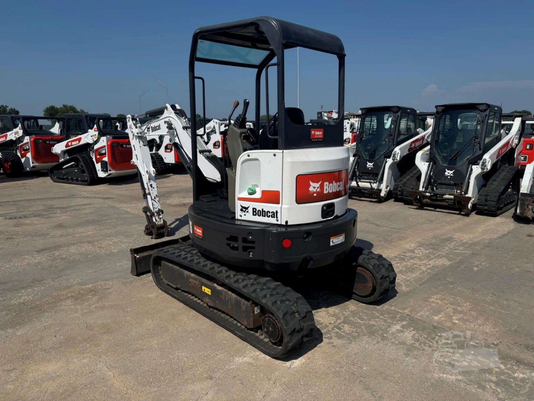 2015 Bobcat E26 Excavators for sale in Lincoln, NE - listing photo 3 of 8