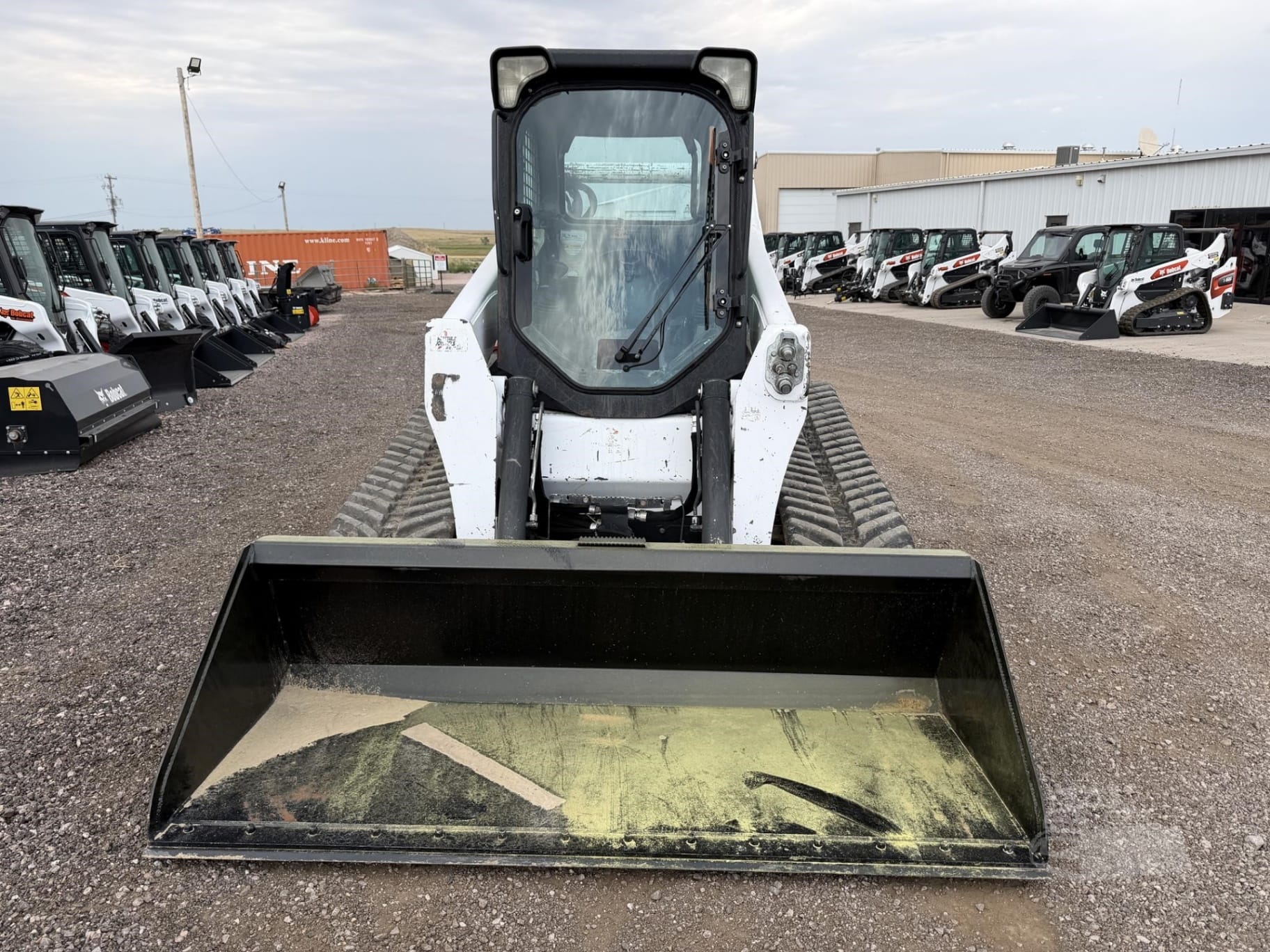 2015 Bobcat T870 Track Loaders for sale in Chadron, NE - listing photo 2 of 8