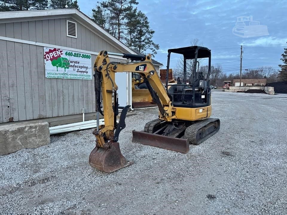 2015 Caterpillar 303E CR Excavators for sale in Painesville, OH - listing photo 2 of 8