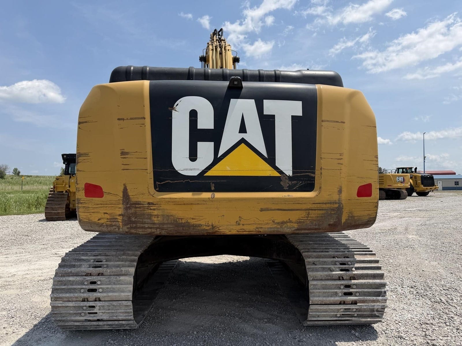 2015 Caterpillar 329FL Excavators for sale in Pontoon Beach, IL - listing photo 4 of 8