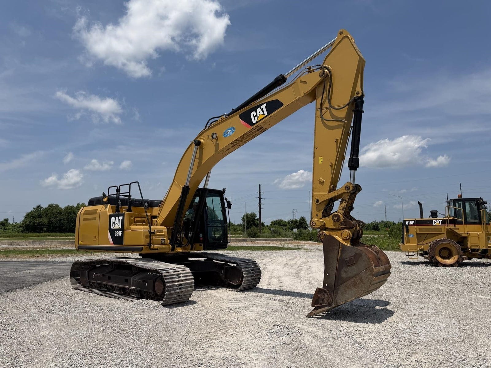 2015 Caterpillar 329FL Excavators for sale in Pontoon Beach, IL - listing photo 7 of 8