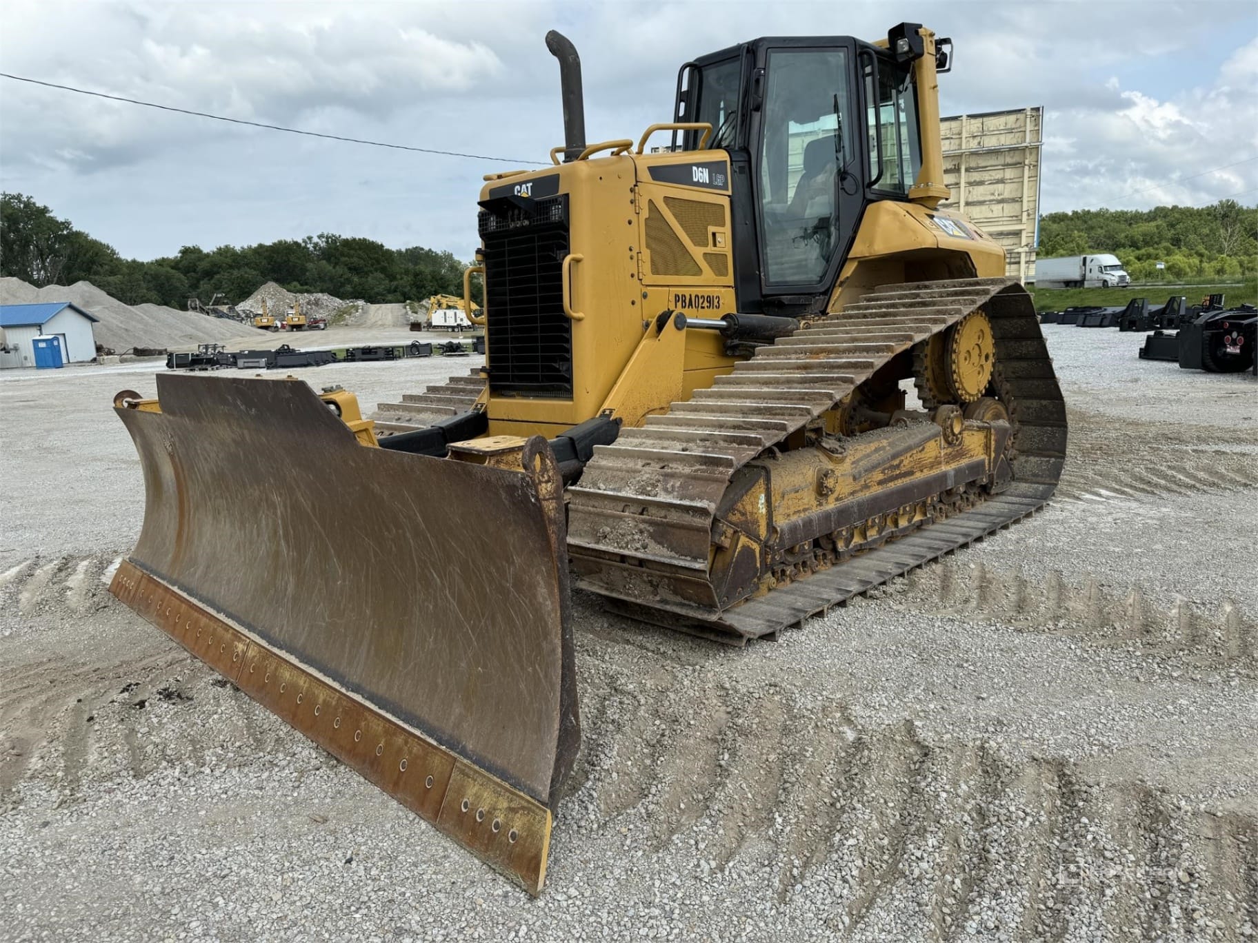 2015 Caterpillar D6N LGP Dozers for sale in Grain Valley, MO - primary listing photo of 8