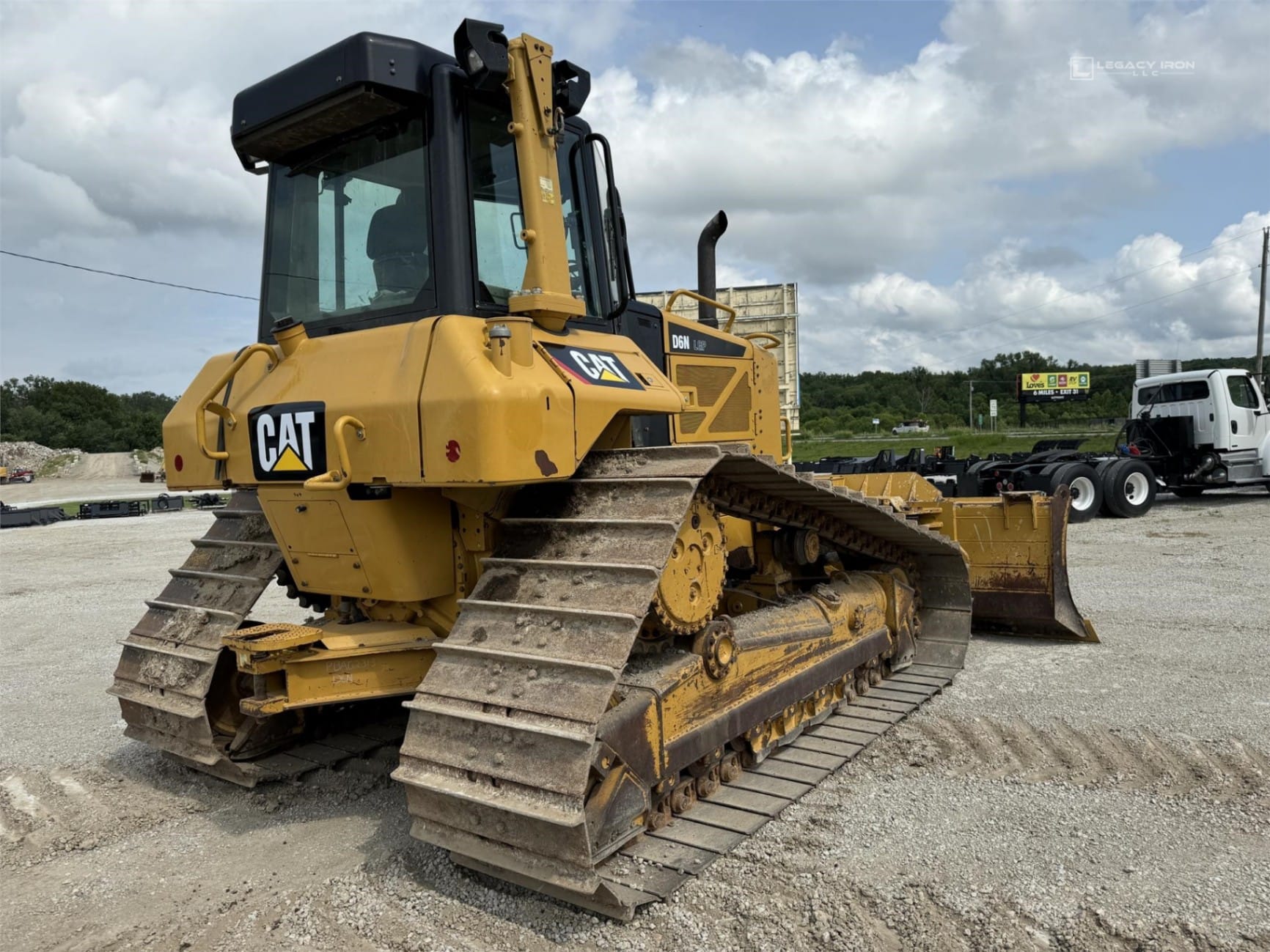 2015 Caterpillar D6N LGP Dozers for sale in Grain Valley, MO - listing photo 5 of 8