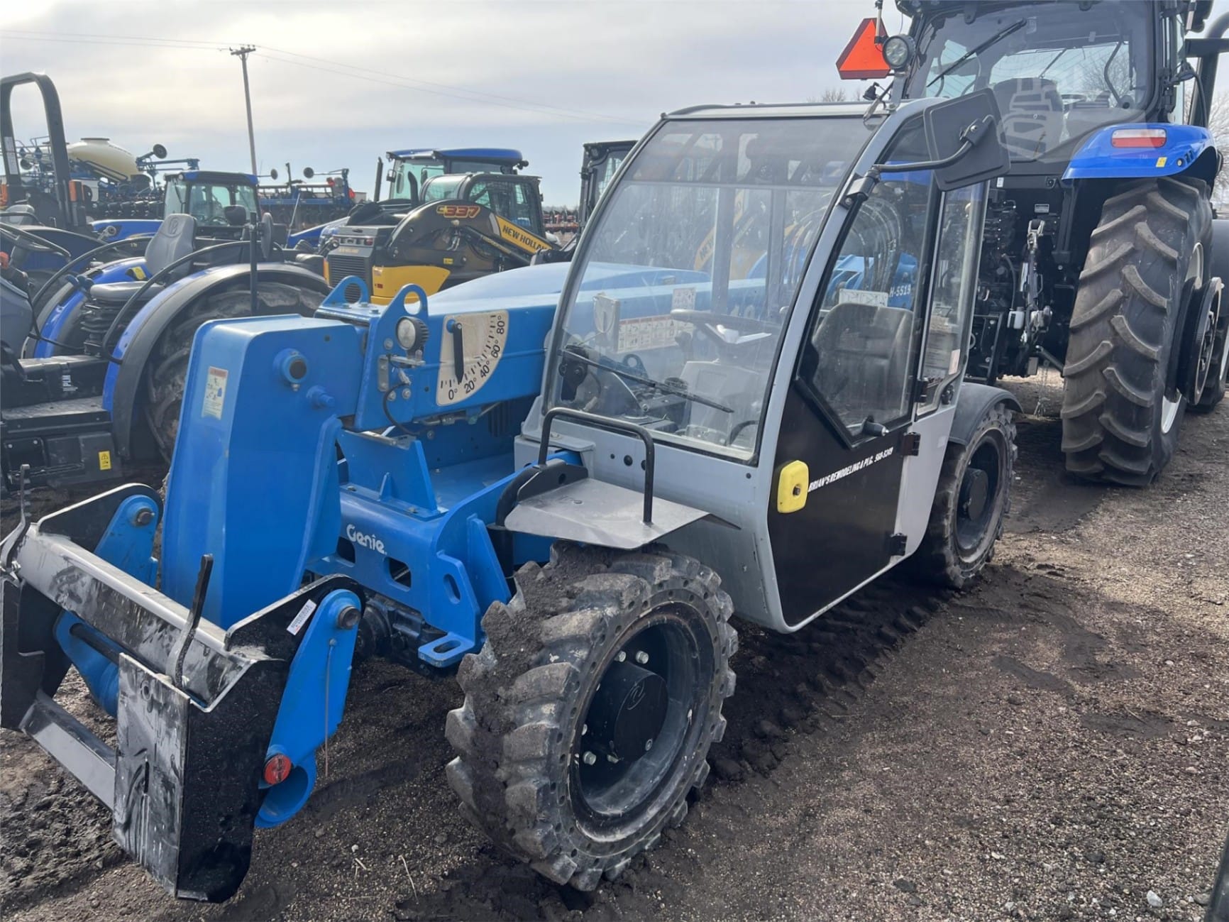 2015 Genie genie-gth-5519 Telehandlers Forklifts for sale in David City, NE - primary listing photo of 8